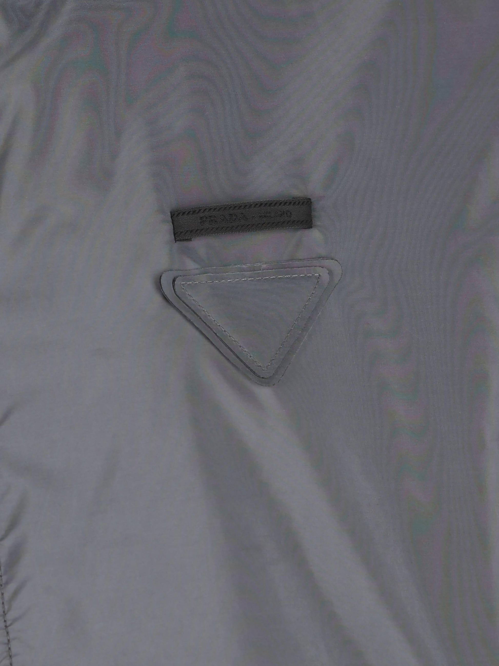 Giacca realizzata in re-nylon. SGC603 1WQ9F01C5 PRADA 