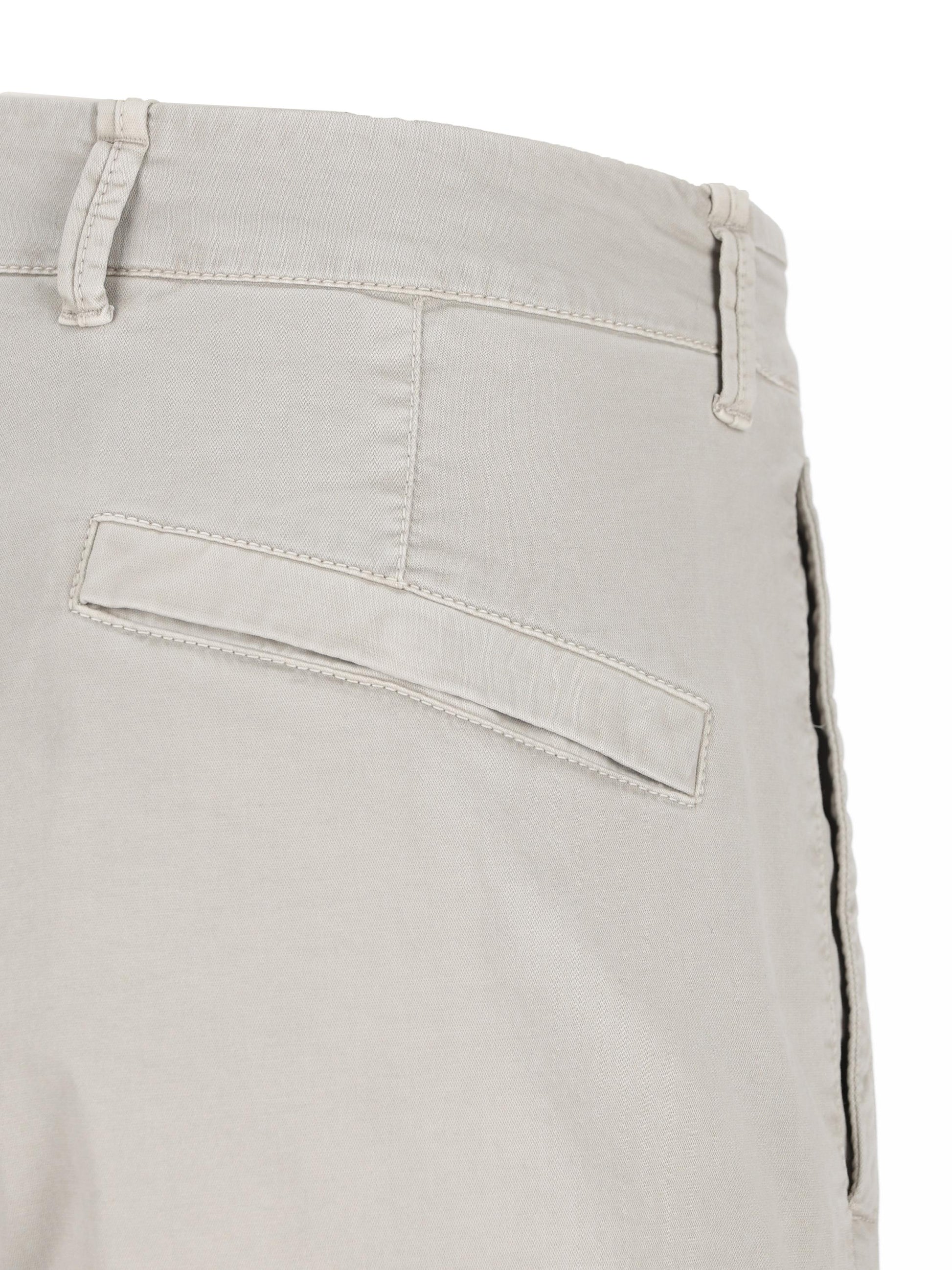 Pantaloni realizzati in cotone. 3100051 S0004V0161 STONE ISLAND 