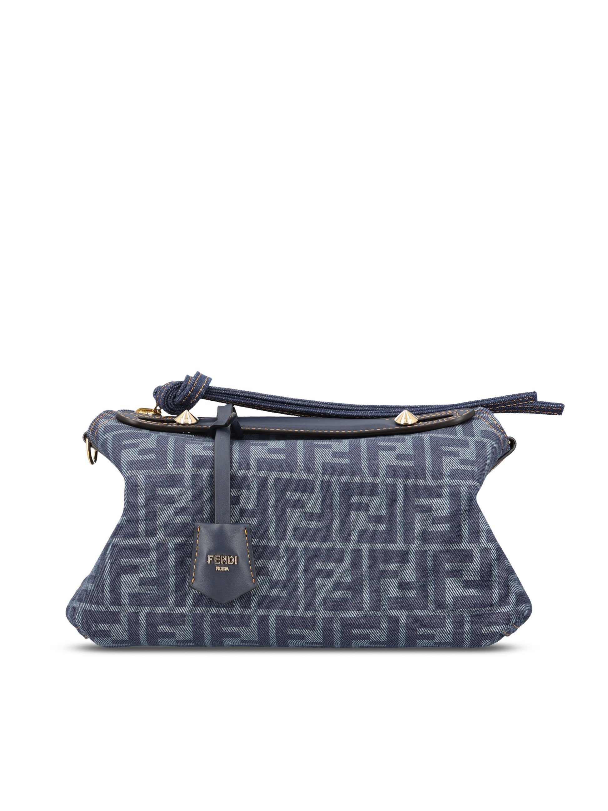 Borsa realizzata in denim. 8BL155 AWPOF0NAP FENDI 