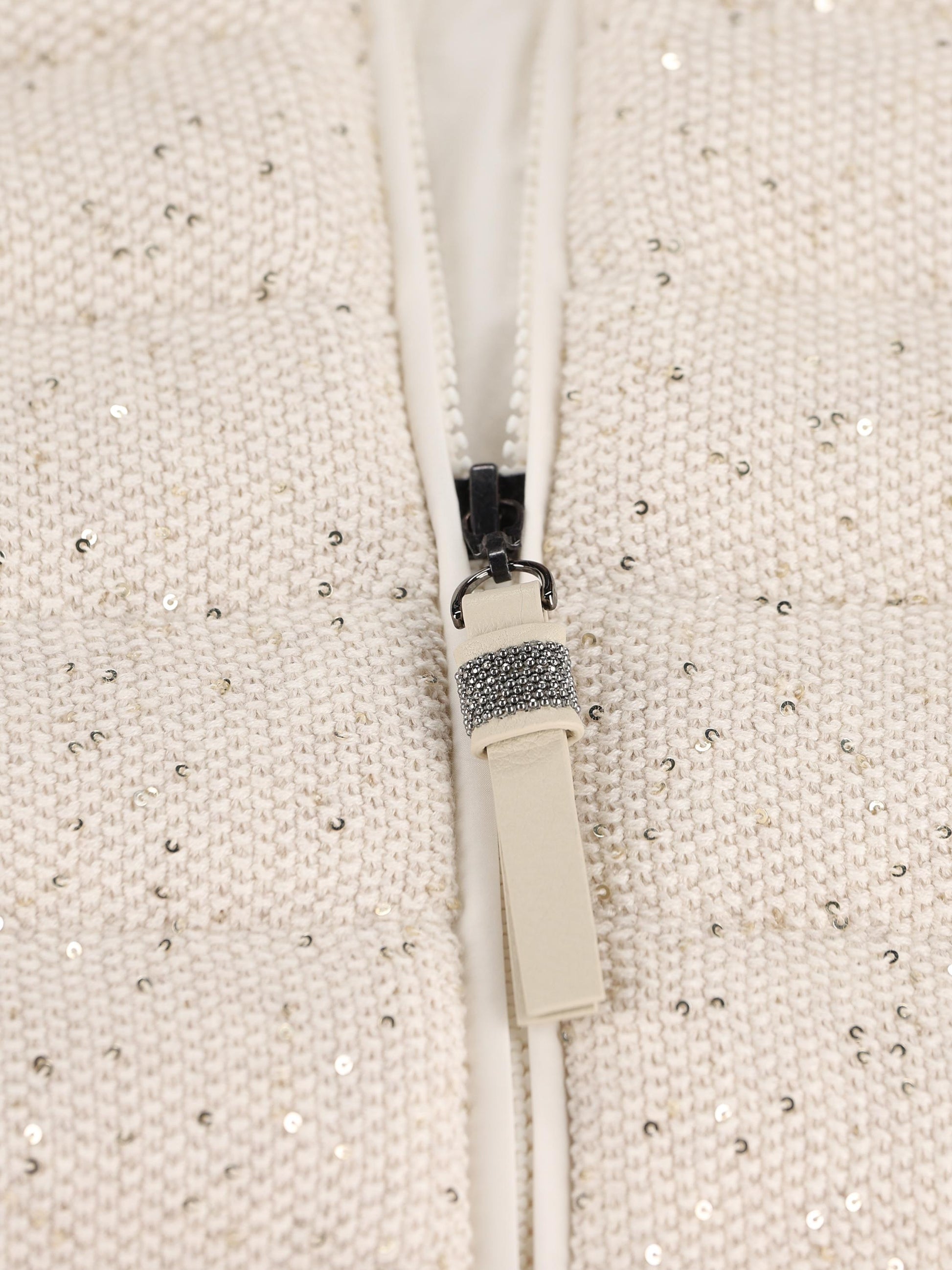 Gilet realizzato in cotone e poliestere. M0DVT7776 CTK25 BRUNELLO CUCINELLI 