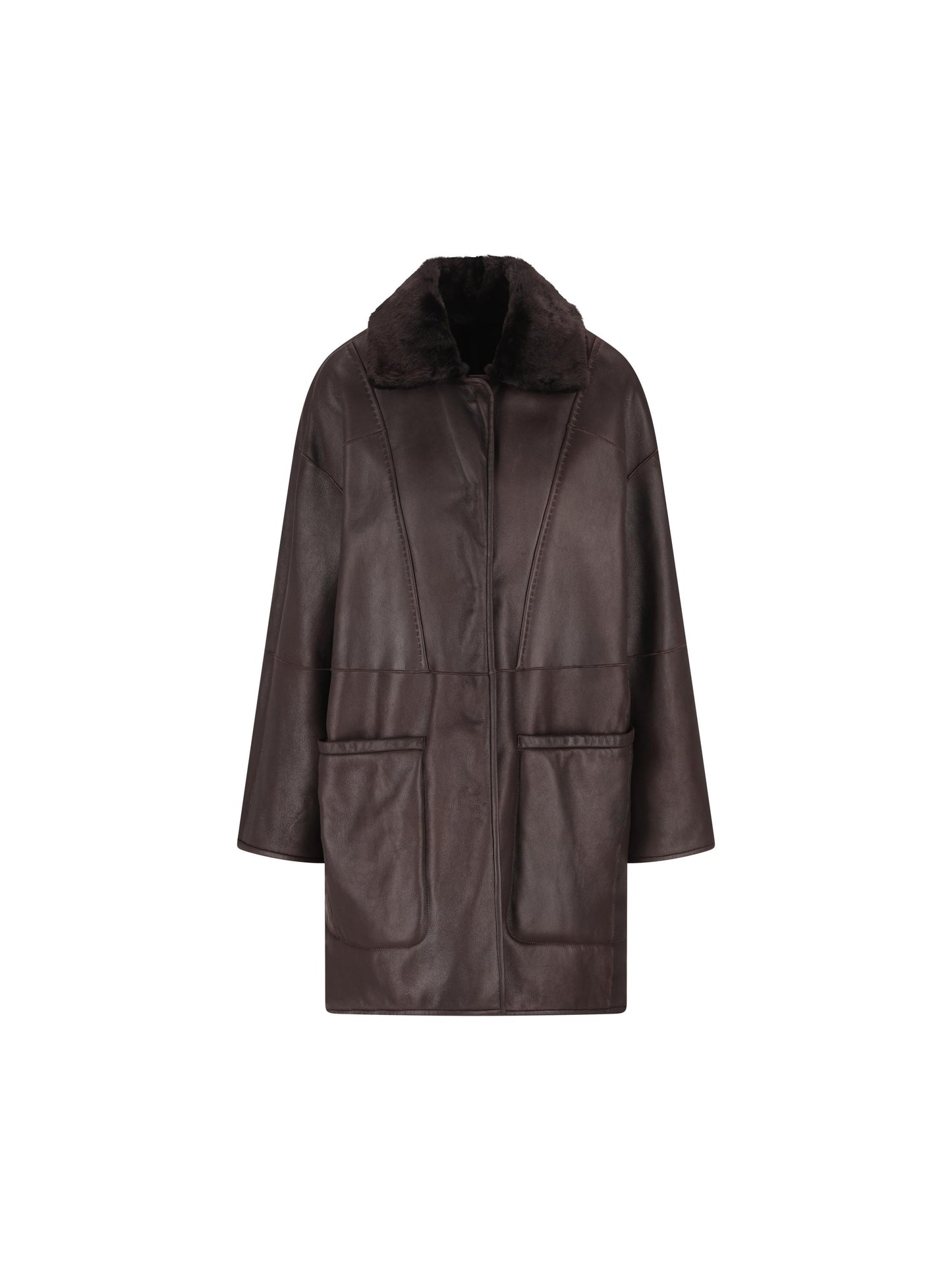 Cappotto realizzato in montone. 2521416015600 002 MAX MARA - ATELIER 