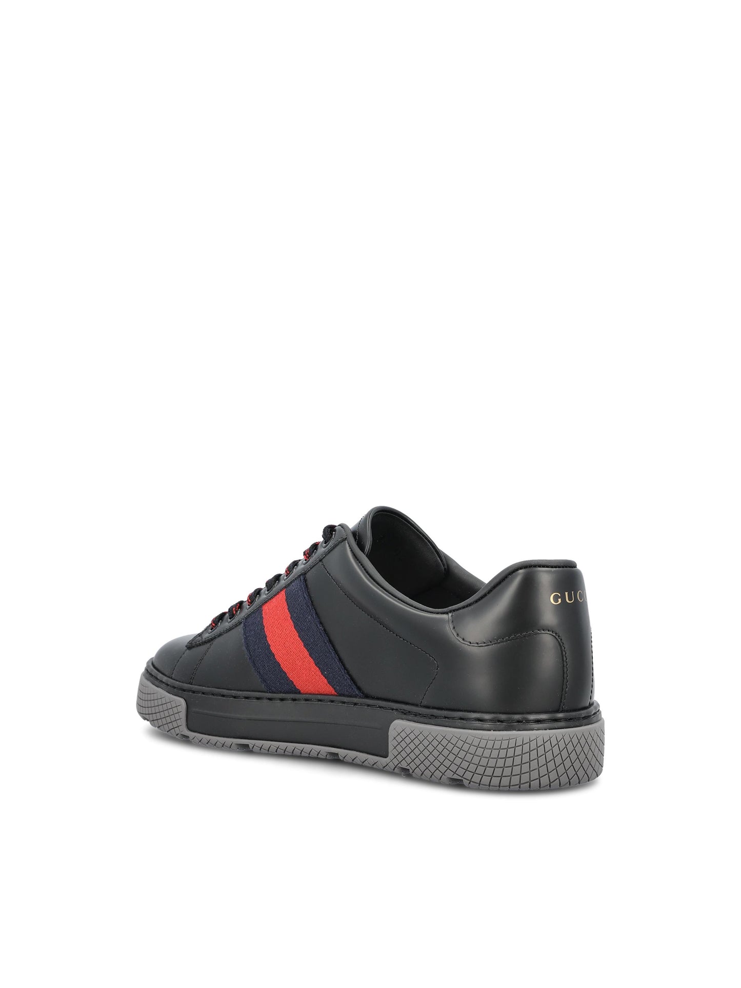 Sneakers realizzate in pelle liscia. 849836 AAFN31076 GUCCI 