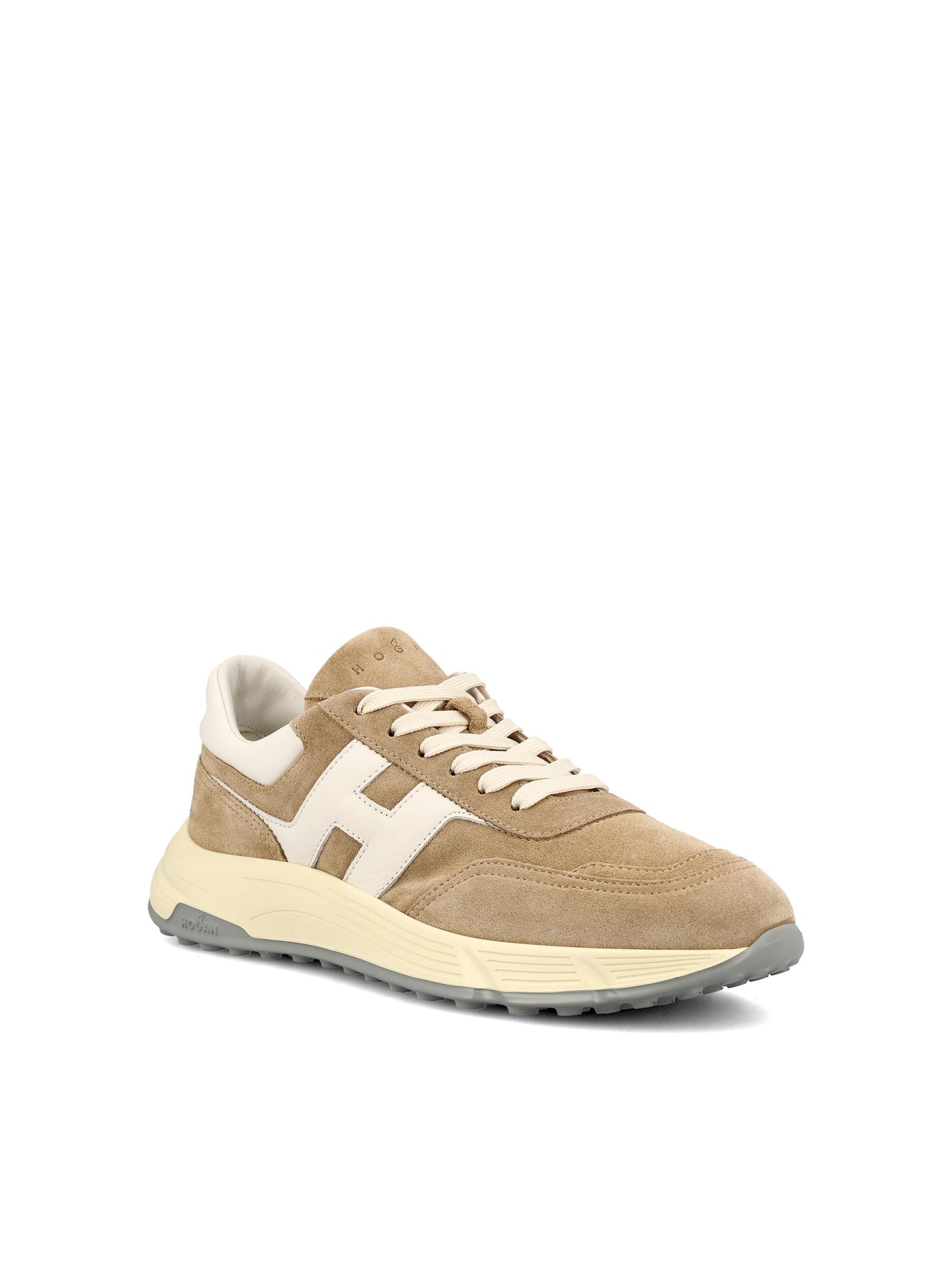 Sneakers realizzate in pelle scamosciata. HXM5630FR30UL6 0ZCP HOGAN 