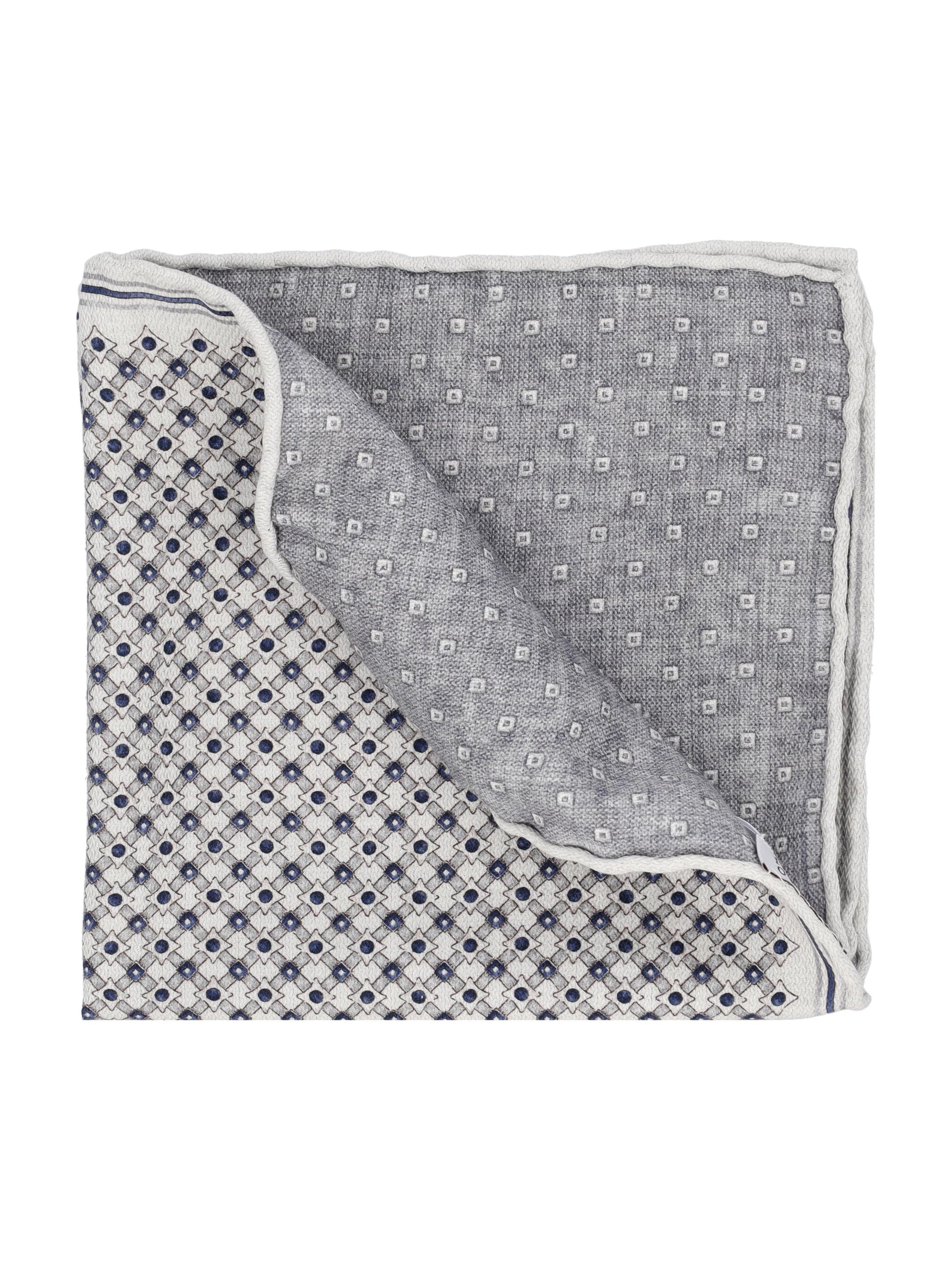 Pochette realizzata in seta. MX8660091 C007 BRUNELLO CUCINELLI 