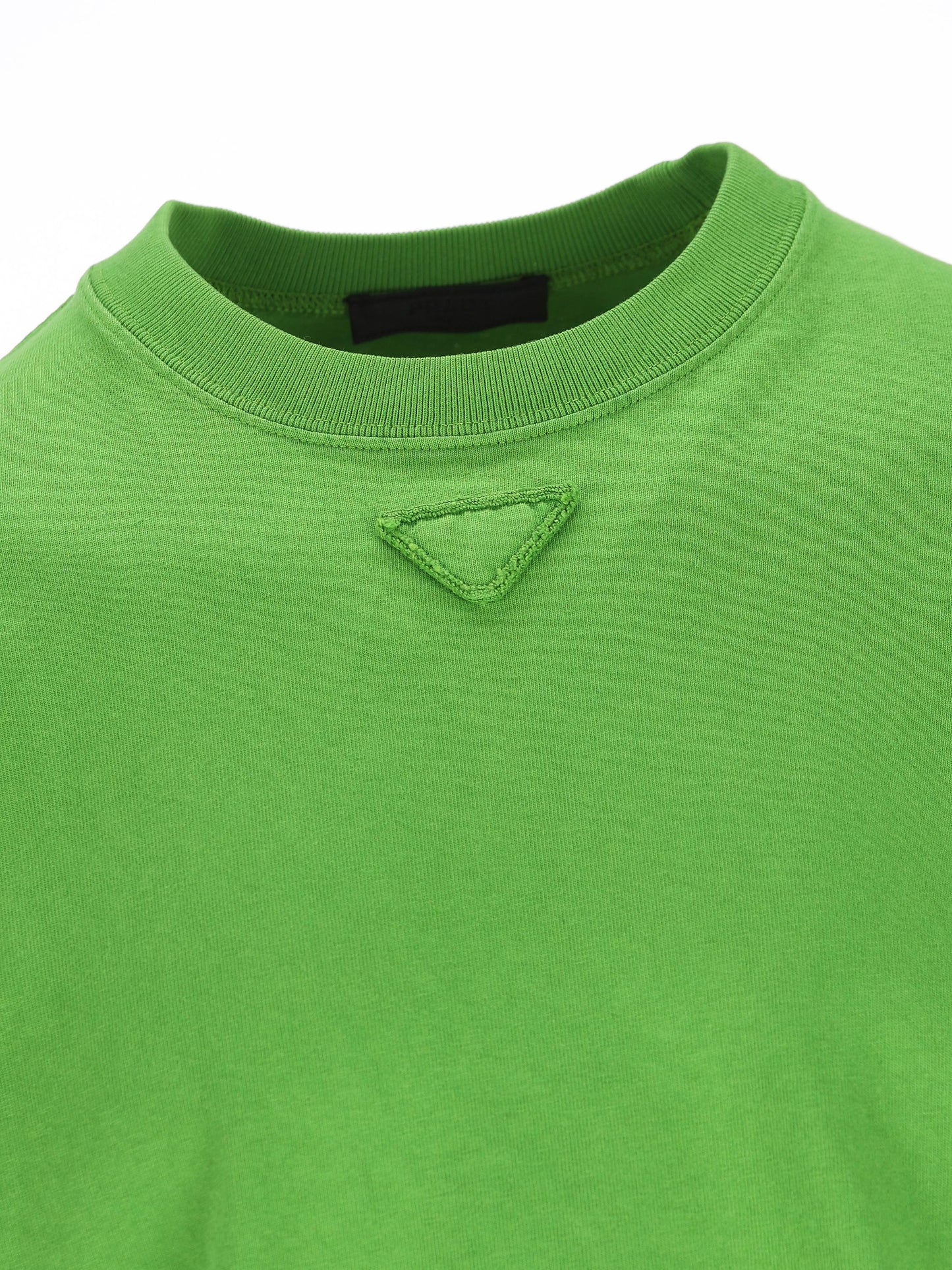 T-Shirt realizzata in cotone. UJN986 187BF0089 PRADA 