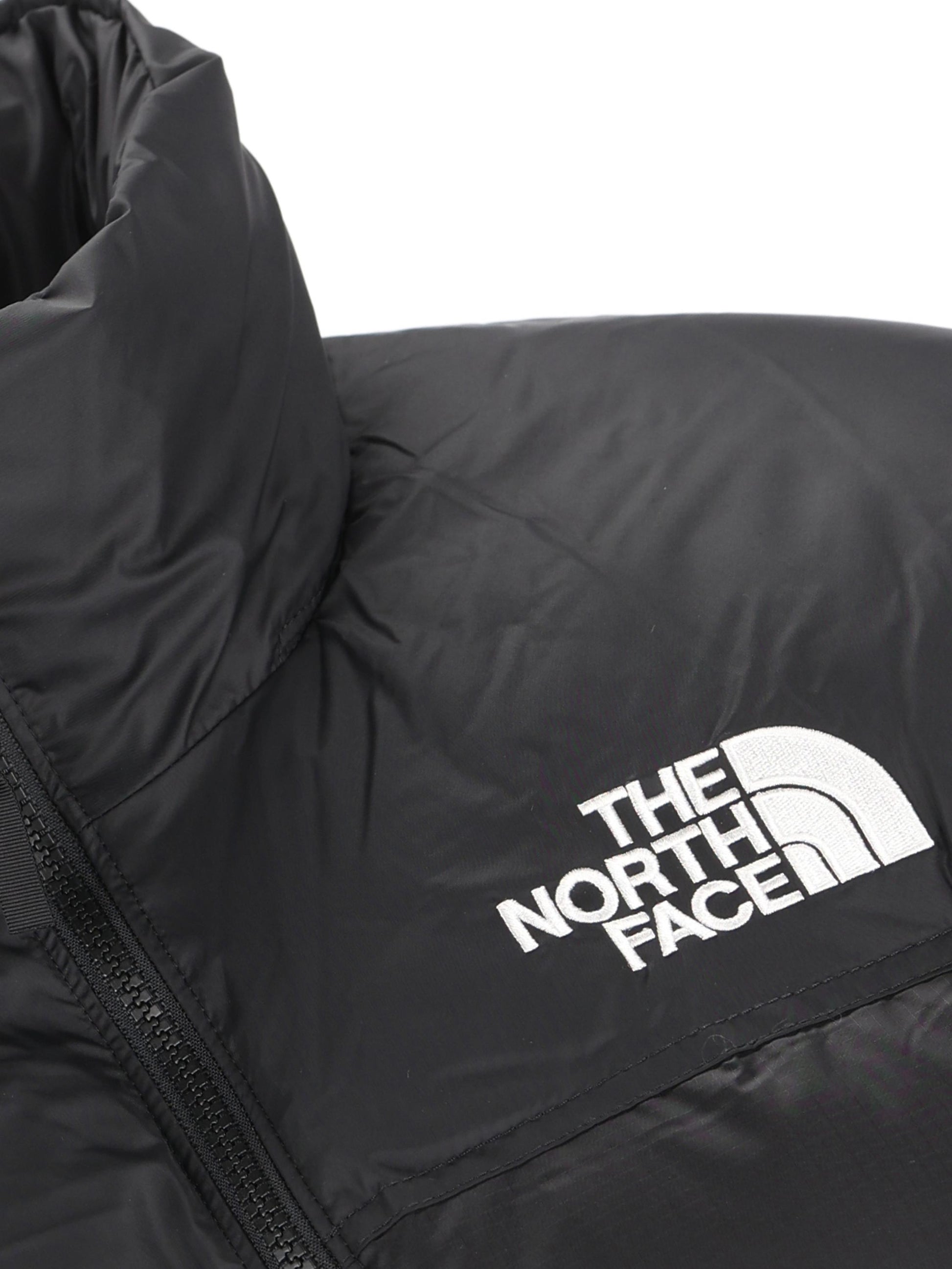 Giacca realizzata in nylon. NF0A3C8D GOE1 THE NORTH FACE 