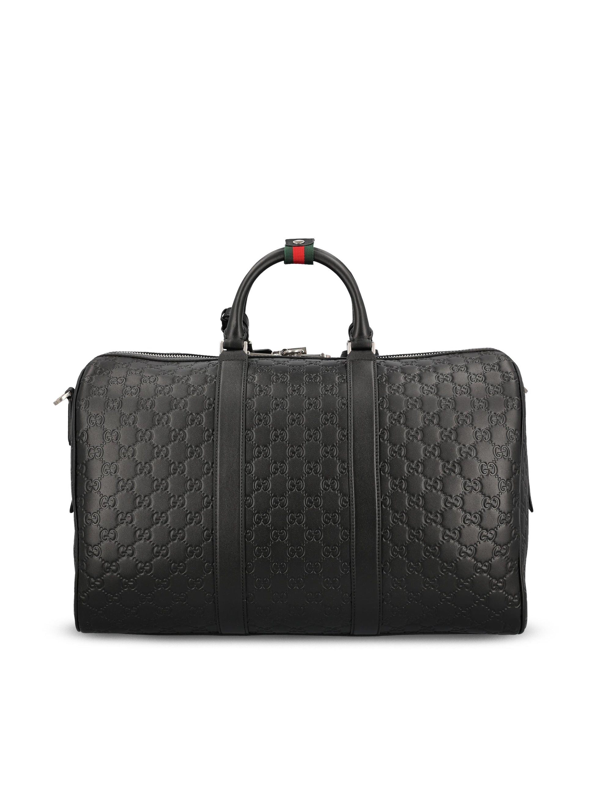 Borsone realizzato in pelle liscia. 850220 AAFOM1053 GUCCI 