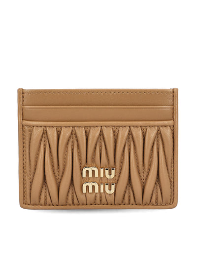 Portacarte realizzato in pelle. 5MC076 AFPPF098L MIU MIU 