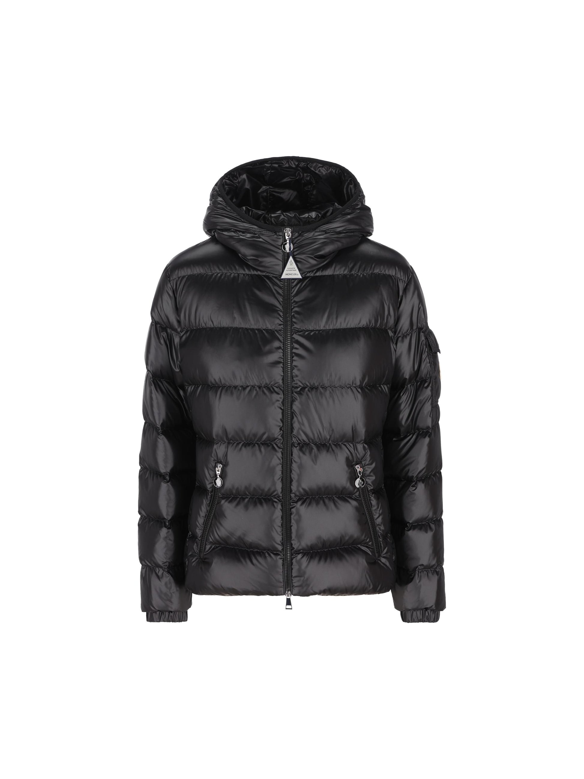 Piumino realizzato in poliammide. W1A00097 597YG999 MONCLER 