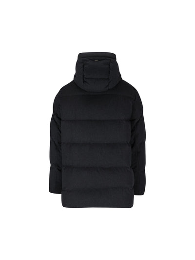 Piumino realizzato in seta e cashmere. PI001143U 380879200 HERNO 