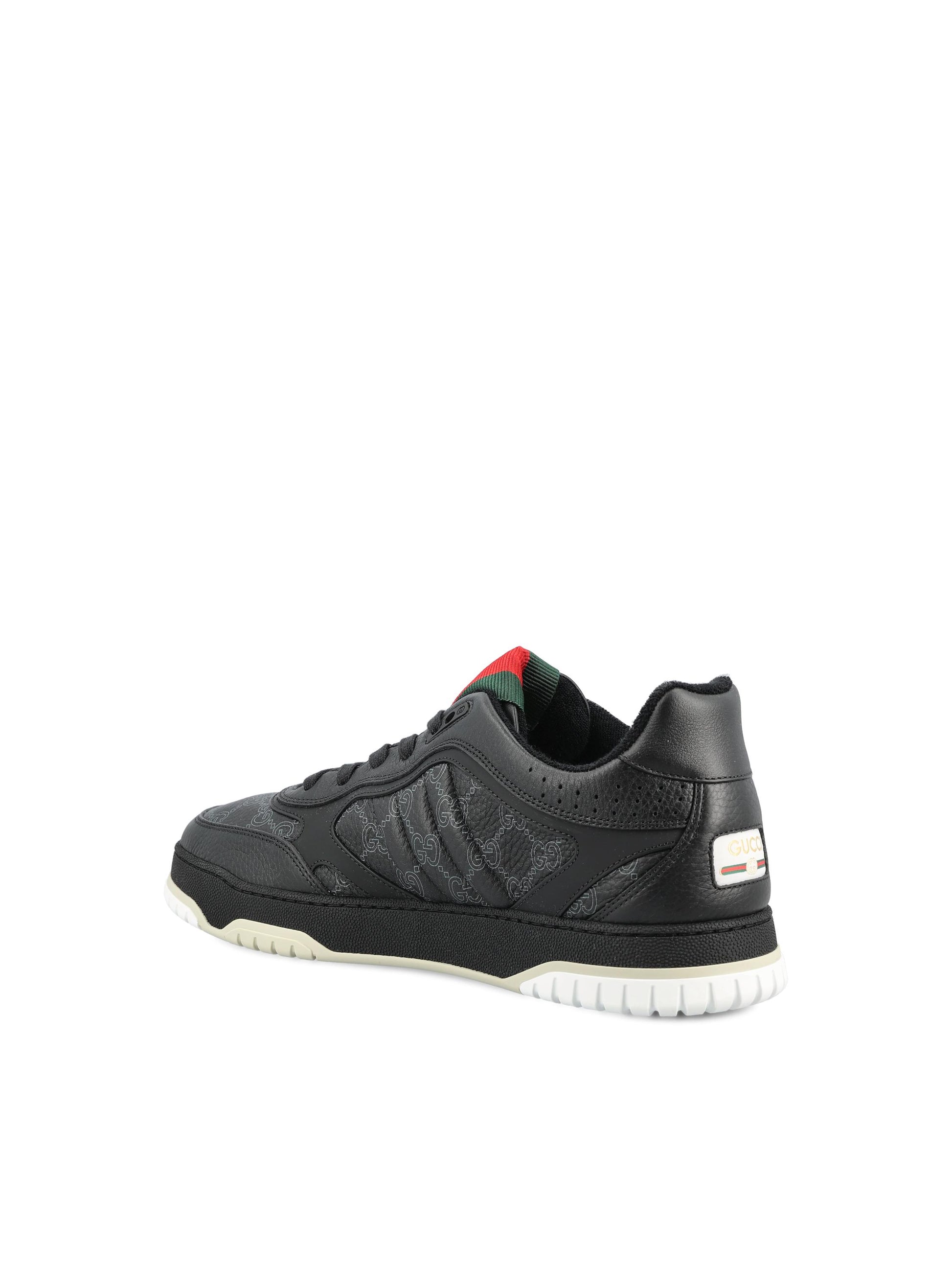 Sneakers realizzate in pelle. 857853 AAFOO1082 GUCCI 