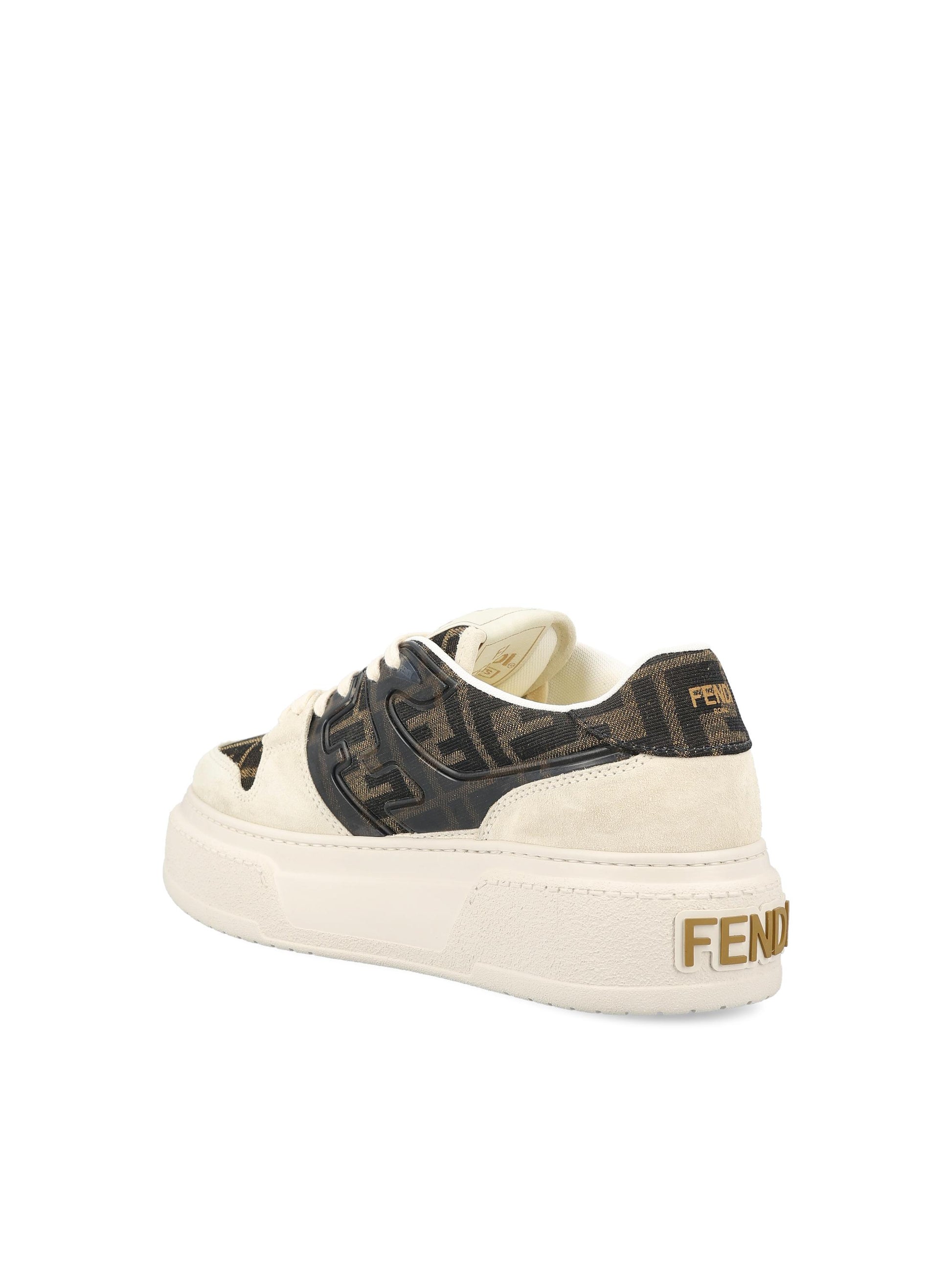 Sneakers realizzate in camoscio. 8E8572 AQ6IF1PYW FENDI 