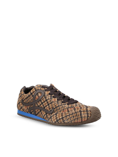 Sneakers realizzate in pelle scamosciata. M816282XC4 3428 LOEWE 