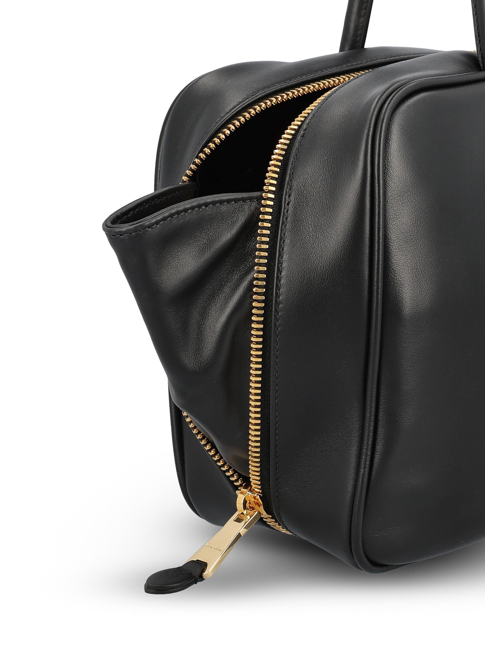 Borsa realizzata in pelle. 5BB117 2CRWF0002 MIU MIU 