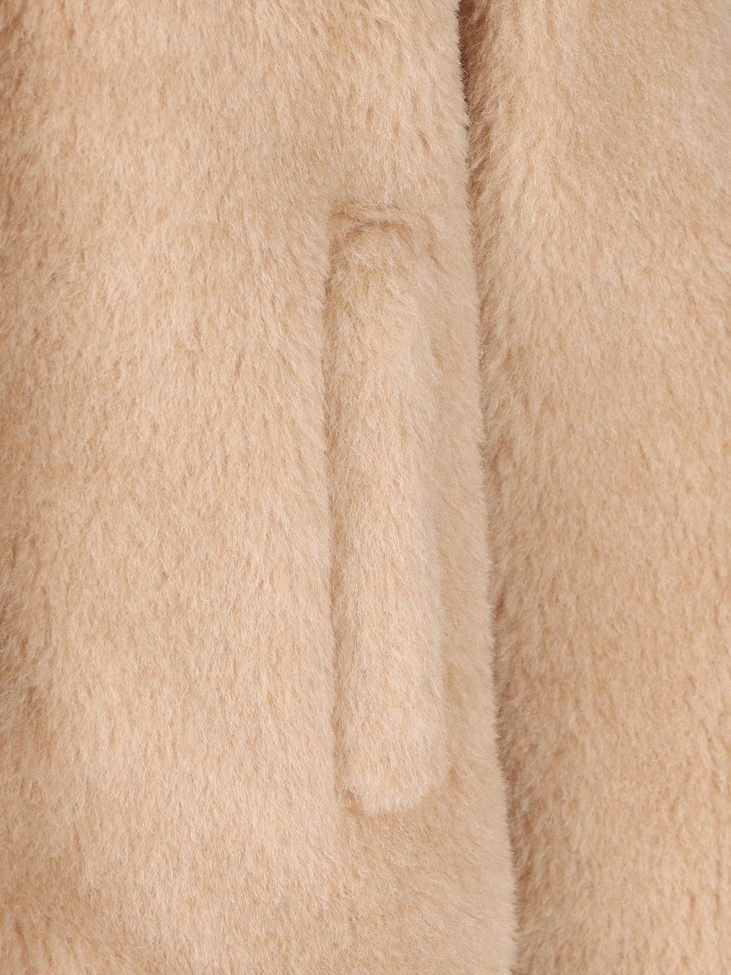 Cappotto realizzato in alpaca e lana. 2611081011600 029 MAX MARA 