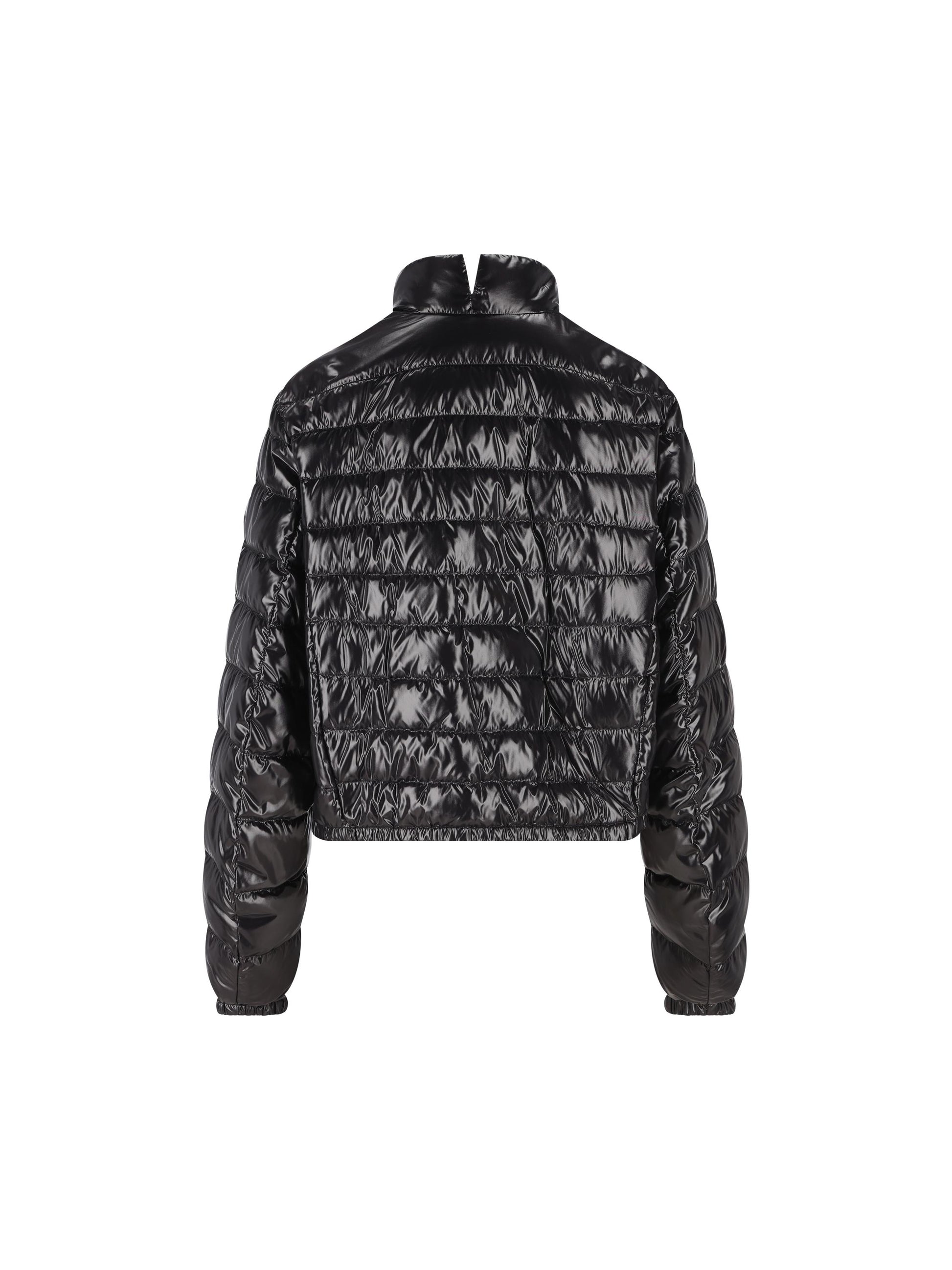 Piumino realizzato in poliammide. W1A00004 M6525999 MONCLER - EDWARD ENNINFUL 