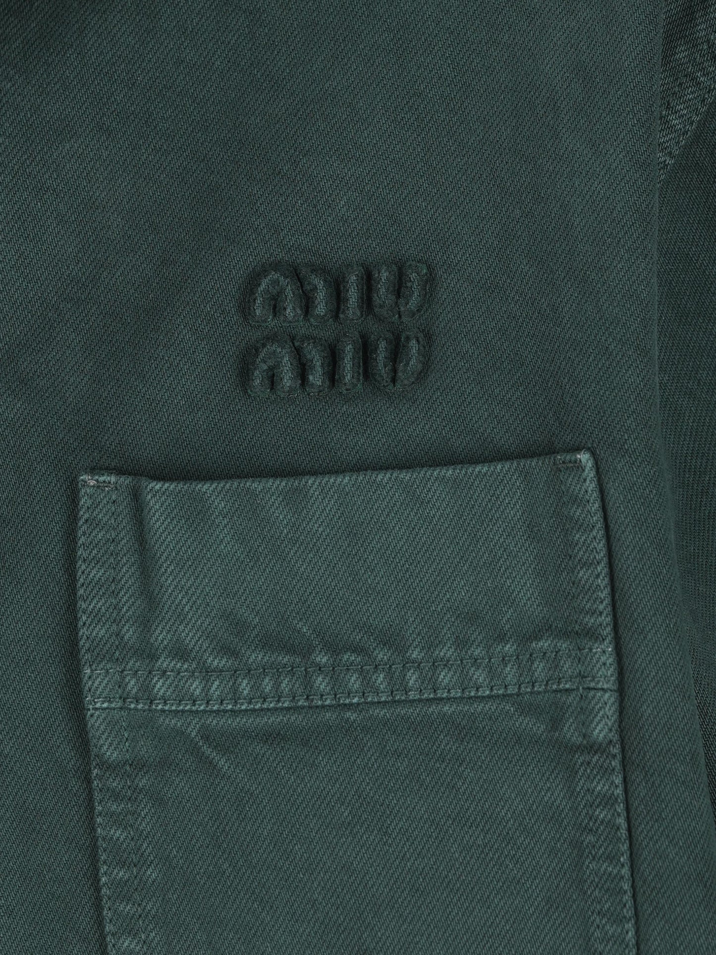 Giacca realizzata in cotone. MH2053 19R2F0422 MIU MIU 