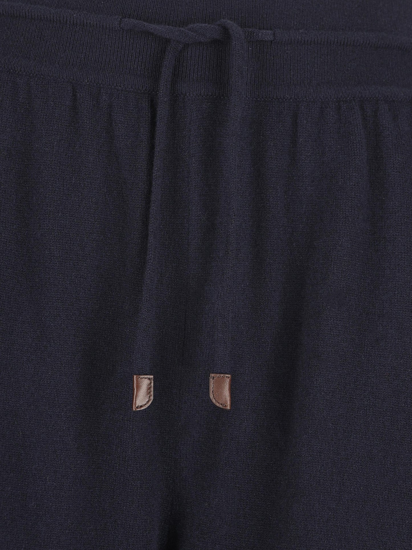 Pantaloni realizzati in baby cashmere. FAP0177 W000 LORO PIANA 