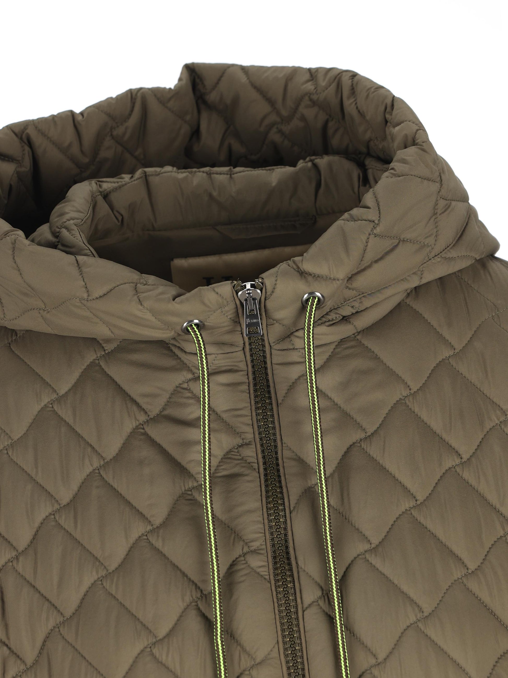 Giacca realizzata in poliammide GC000537D 12456Z7720 HERNO 