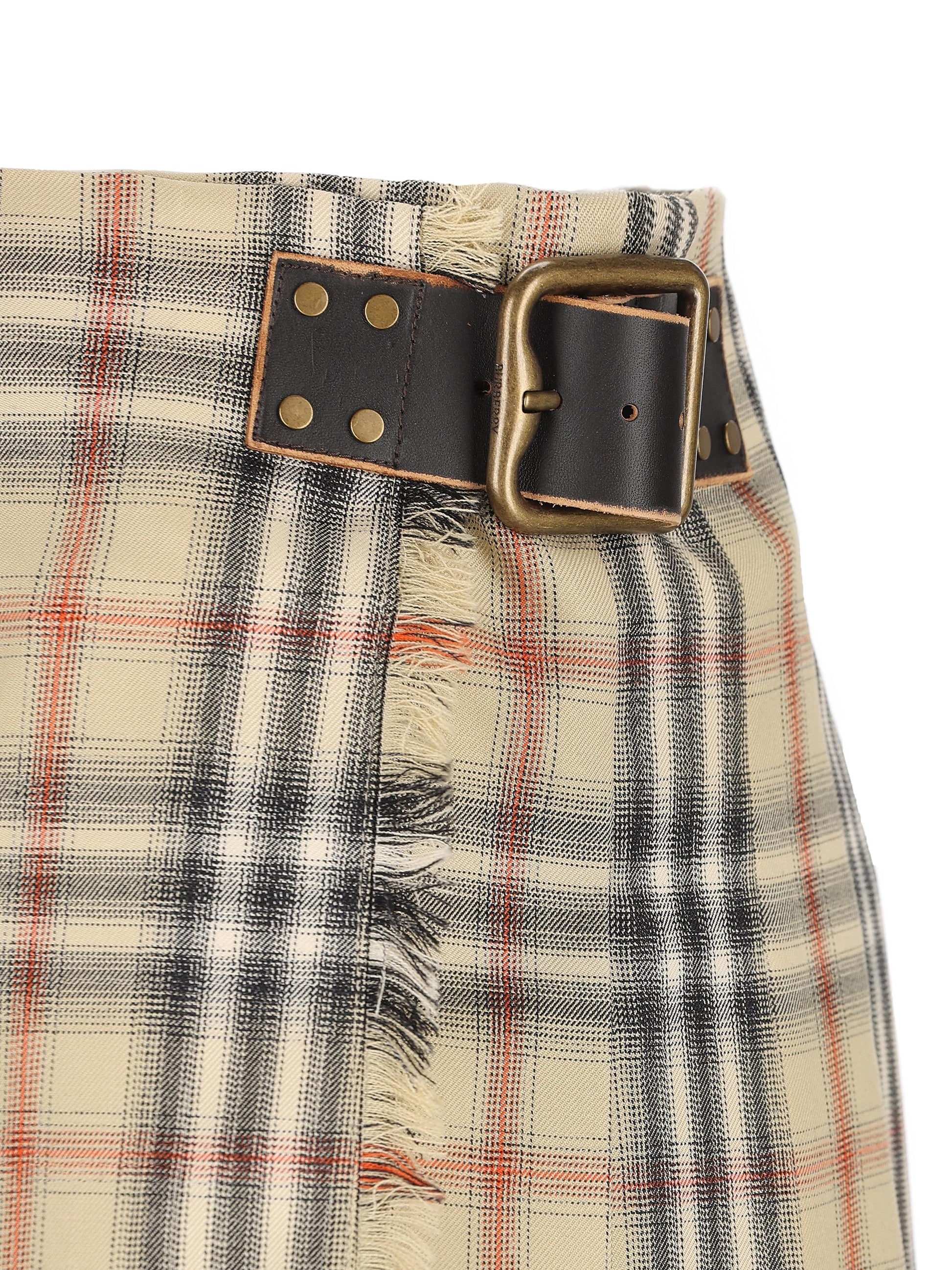 Gonna realizzata in lana. 8118152 B9368 BURBERRY 