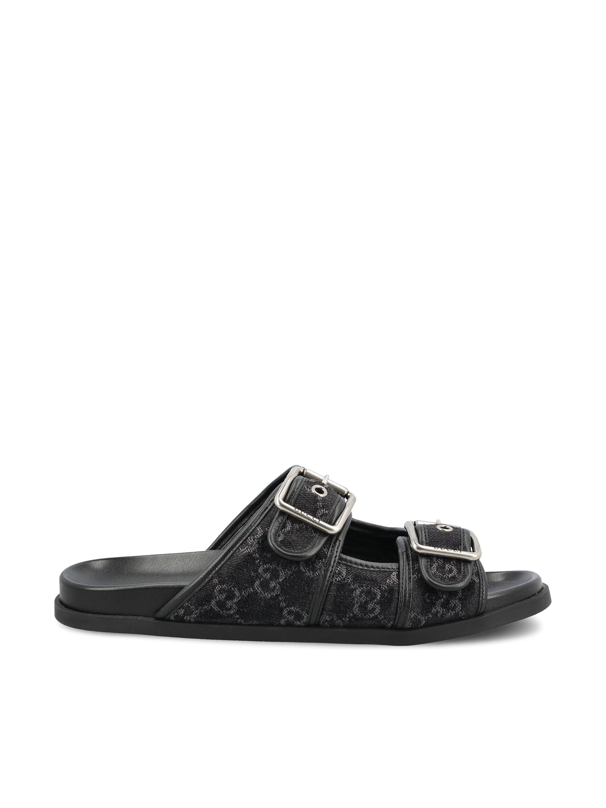 Slide realizzate in denim. 831830 FAFPY8473 GUCCI 