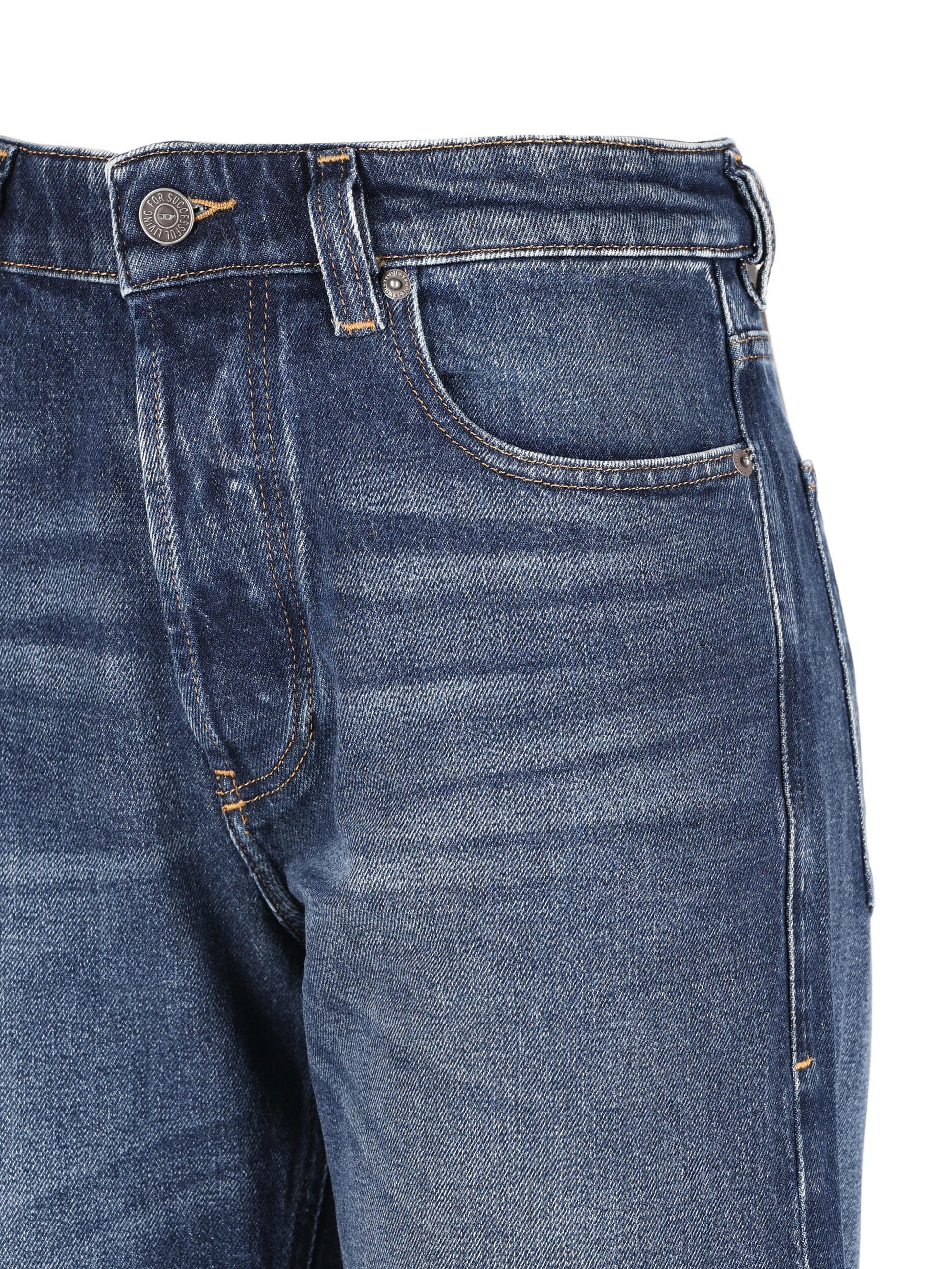 Pantaloni realizzati in cotone. A07018 09L2101 DIESEL 