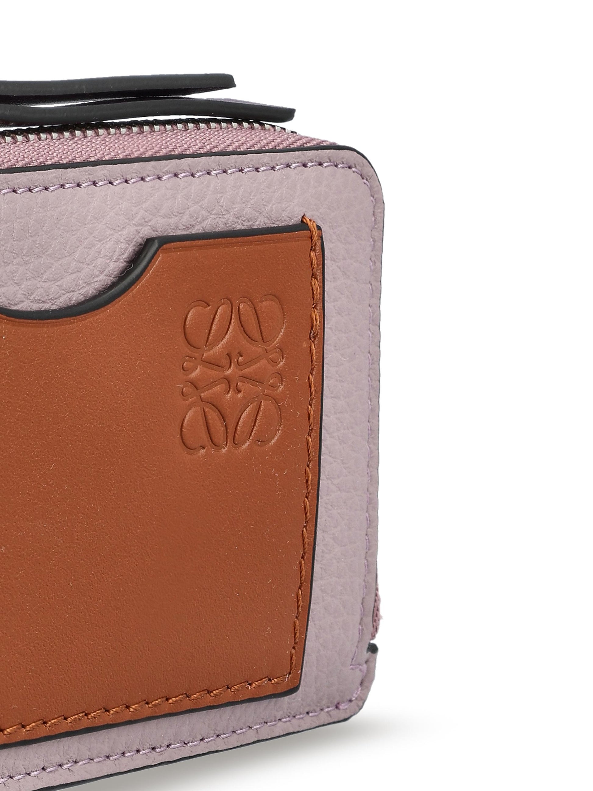 Portacarte con portamonete in morbida pelle di vitello. C660Z40X07 0057 LOEWE 