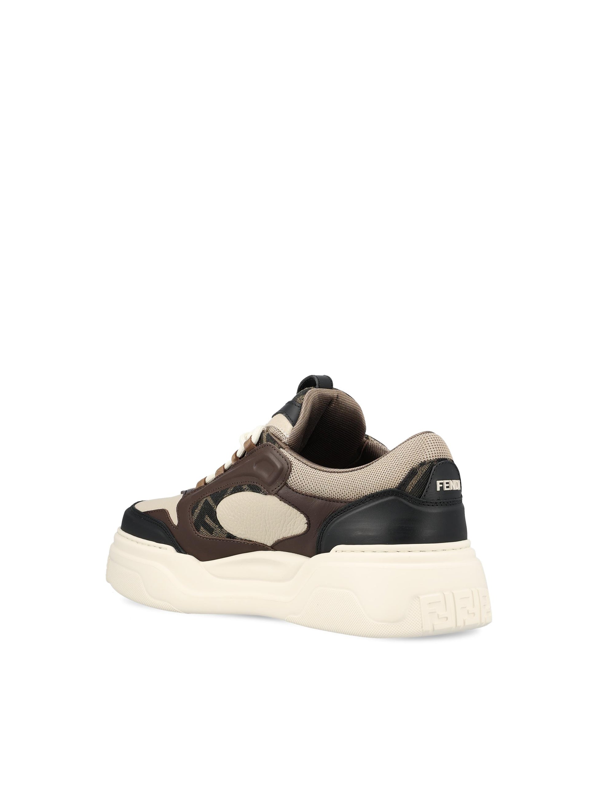 Sneakers realizzate in pelle di vitello. 7E1728 AU20F1T29 FENDI 
