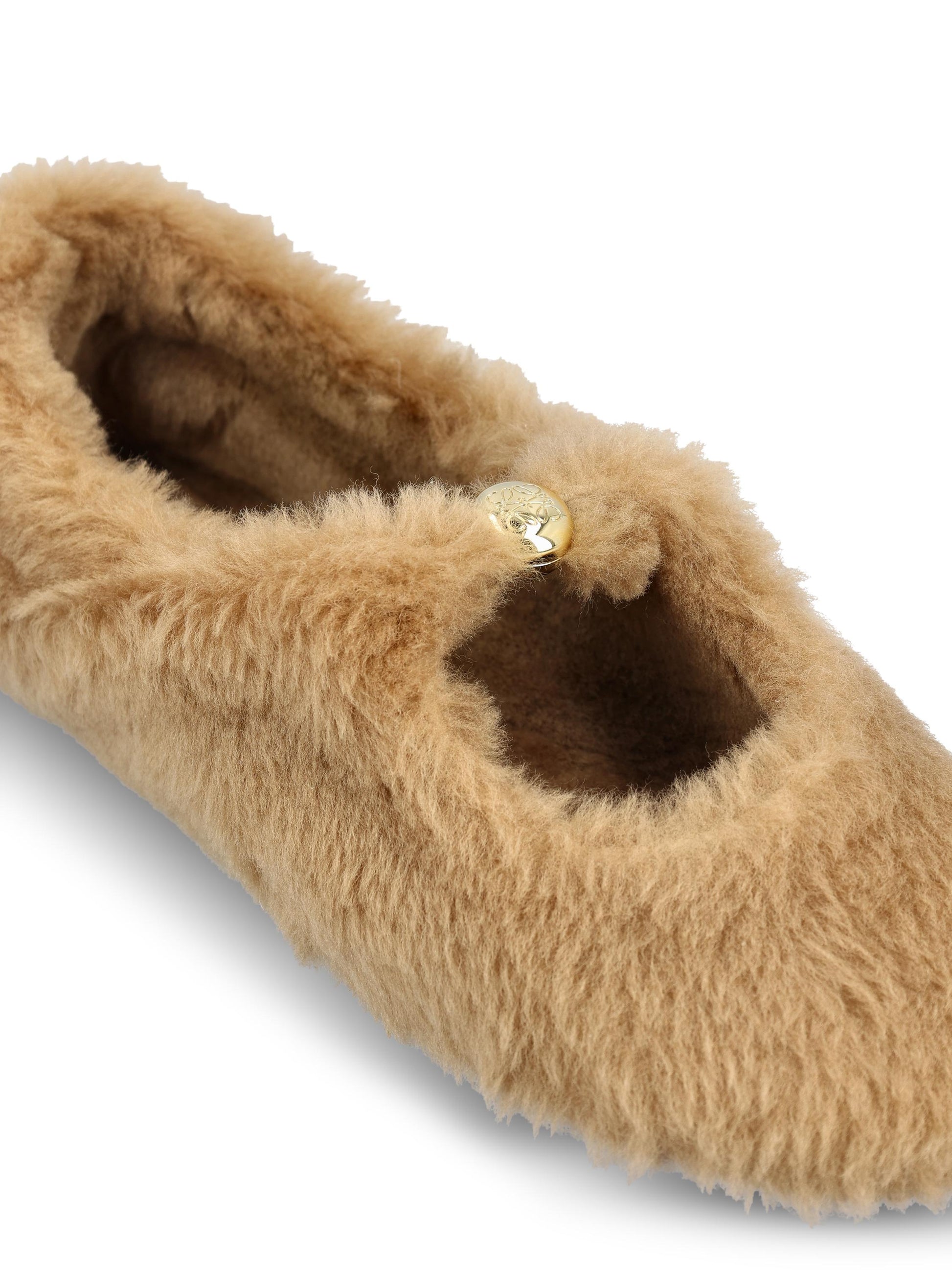 Ballerine realizzate in shearling. L815466X51 3980 LOEWE 