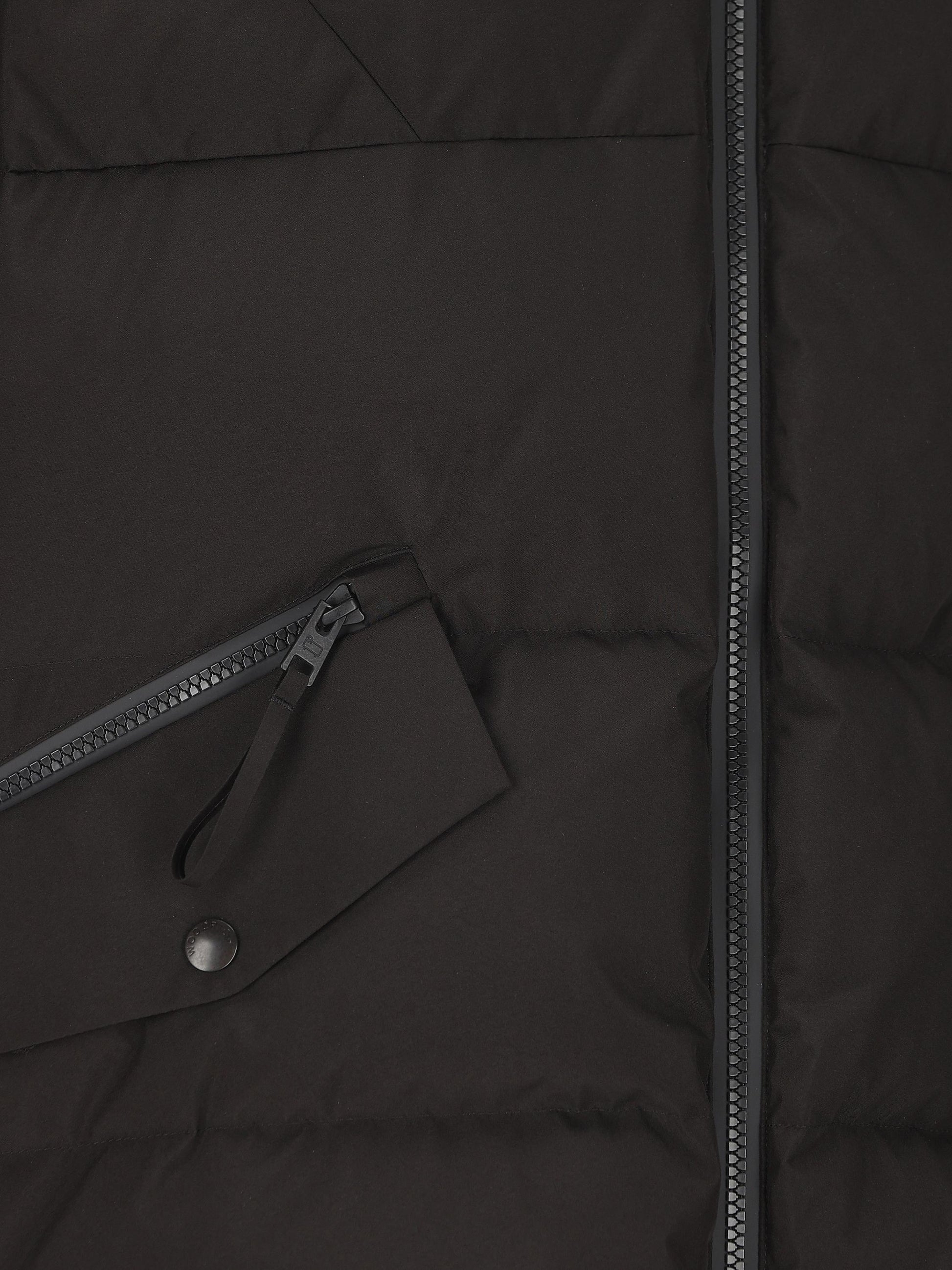 Piumino realizzato in poliestere. CFWWOU1048FRUT3790 100 WOOLRICH 