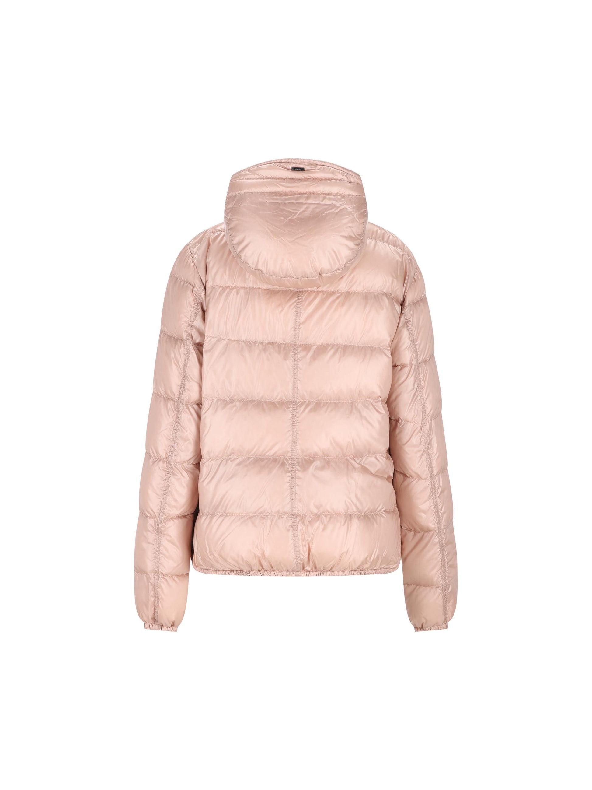 Piumino realizzato in poliammide. PI002062D 120174040 HERNO 