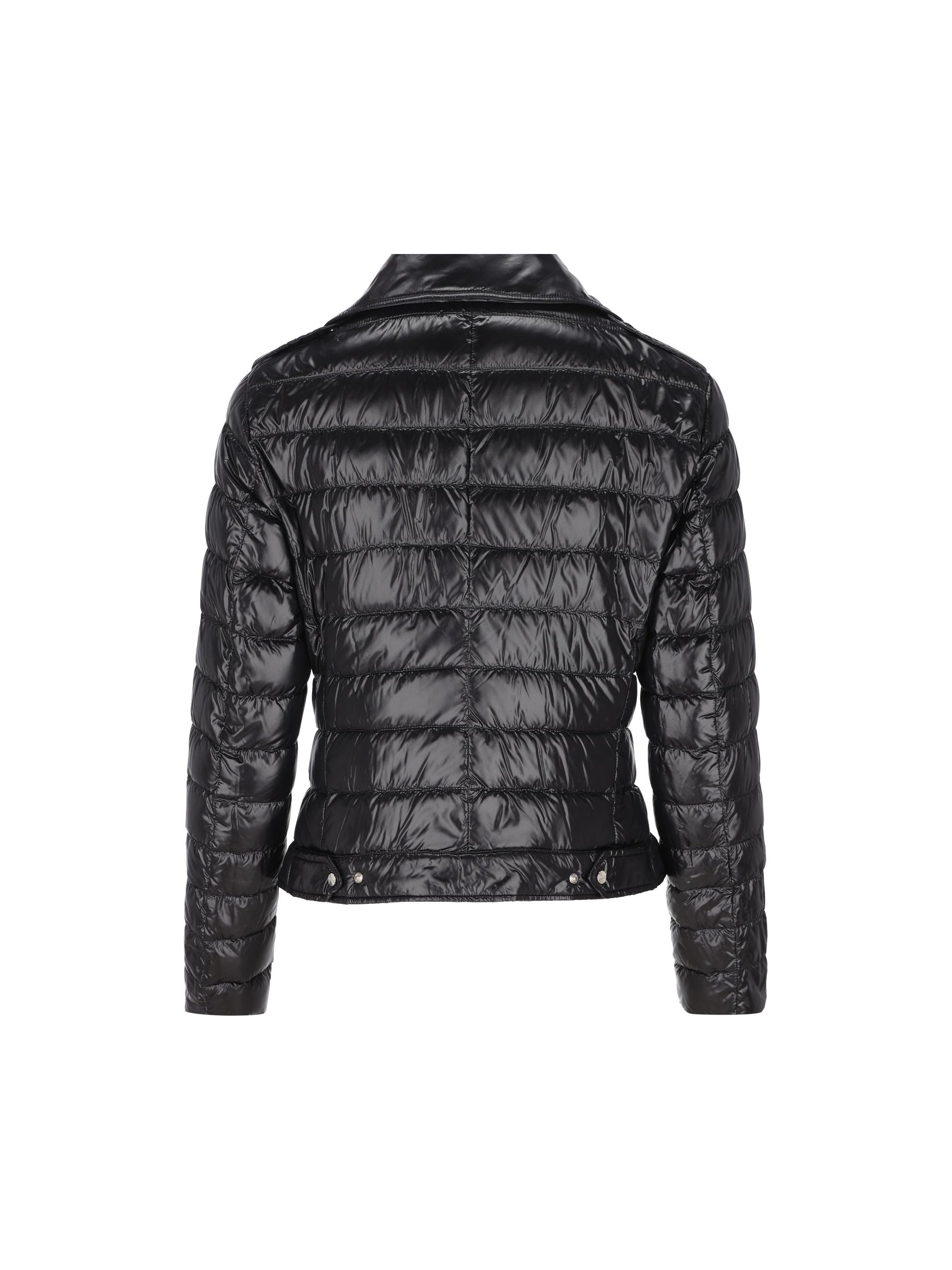 Bomber realizzato in nylon. PI001667D 12017Z9300 HERNO 