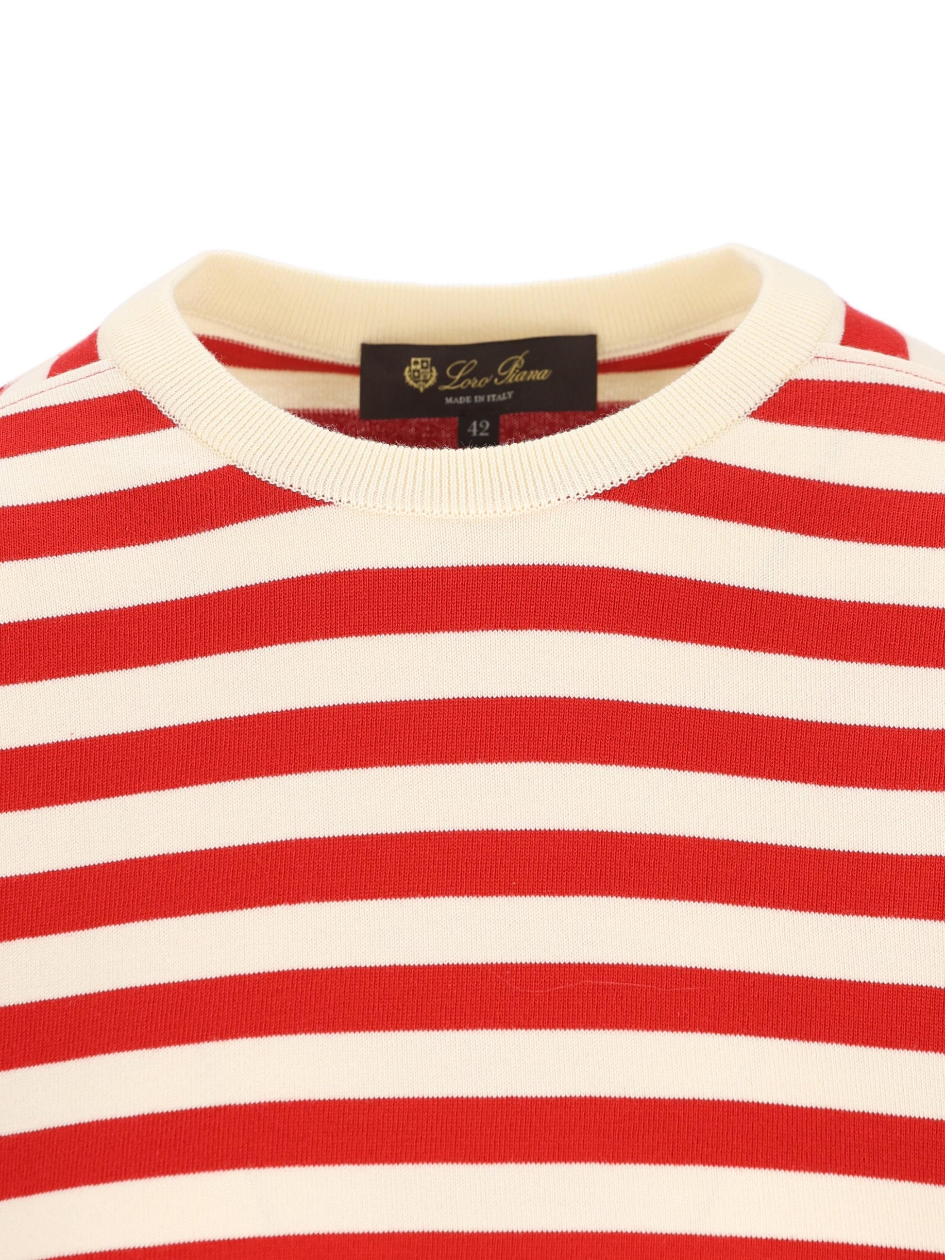 T-Shirt realizzata in cotone. FAQ7870 F7TD LORO PIANA 