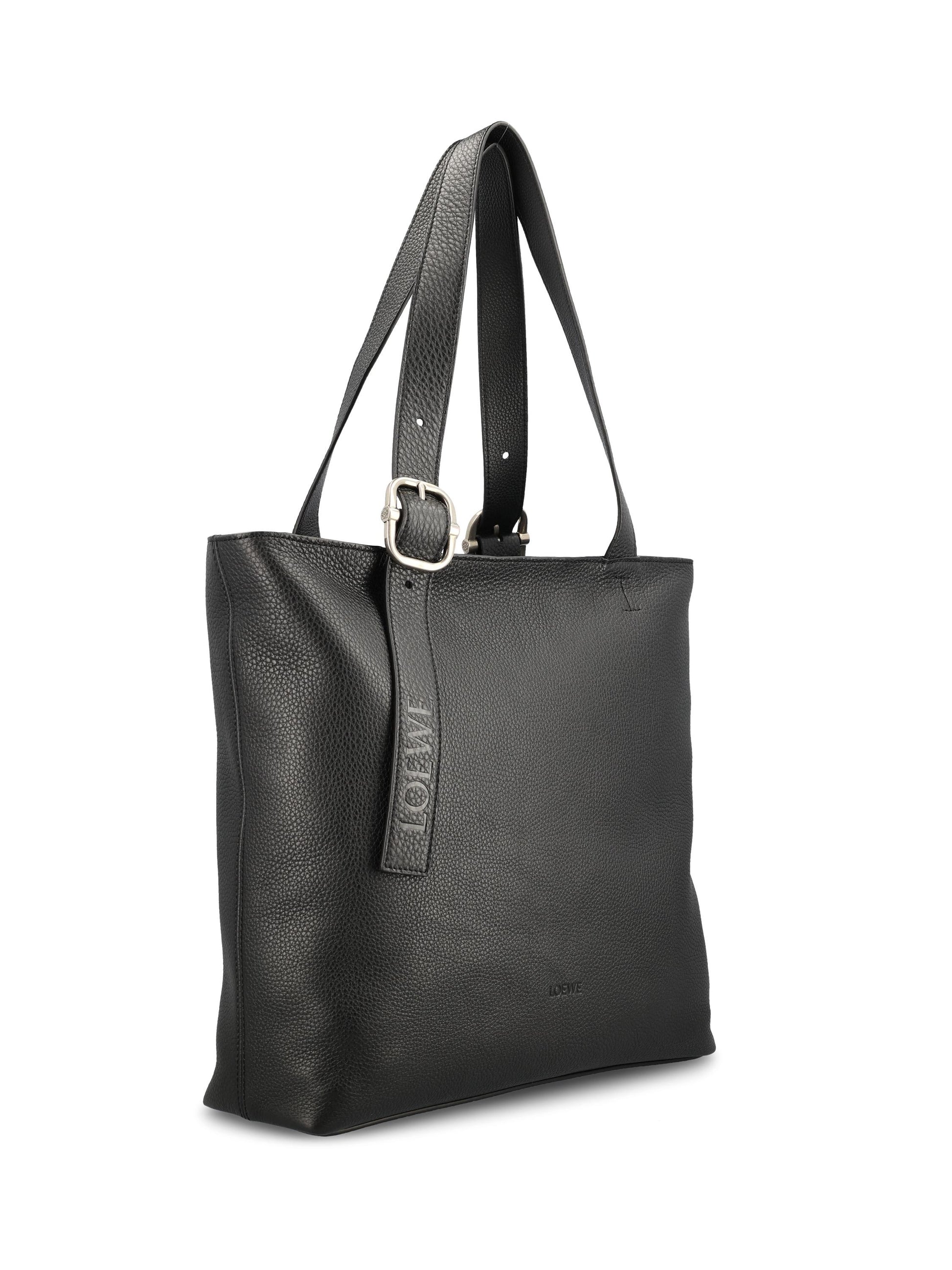 Borsa realizzata in pelle di vitello. BB22LTTX01 1100 LOEWE 