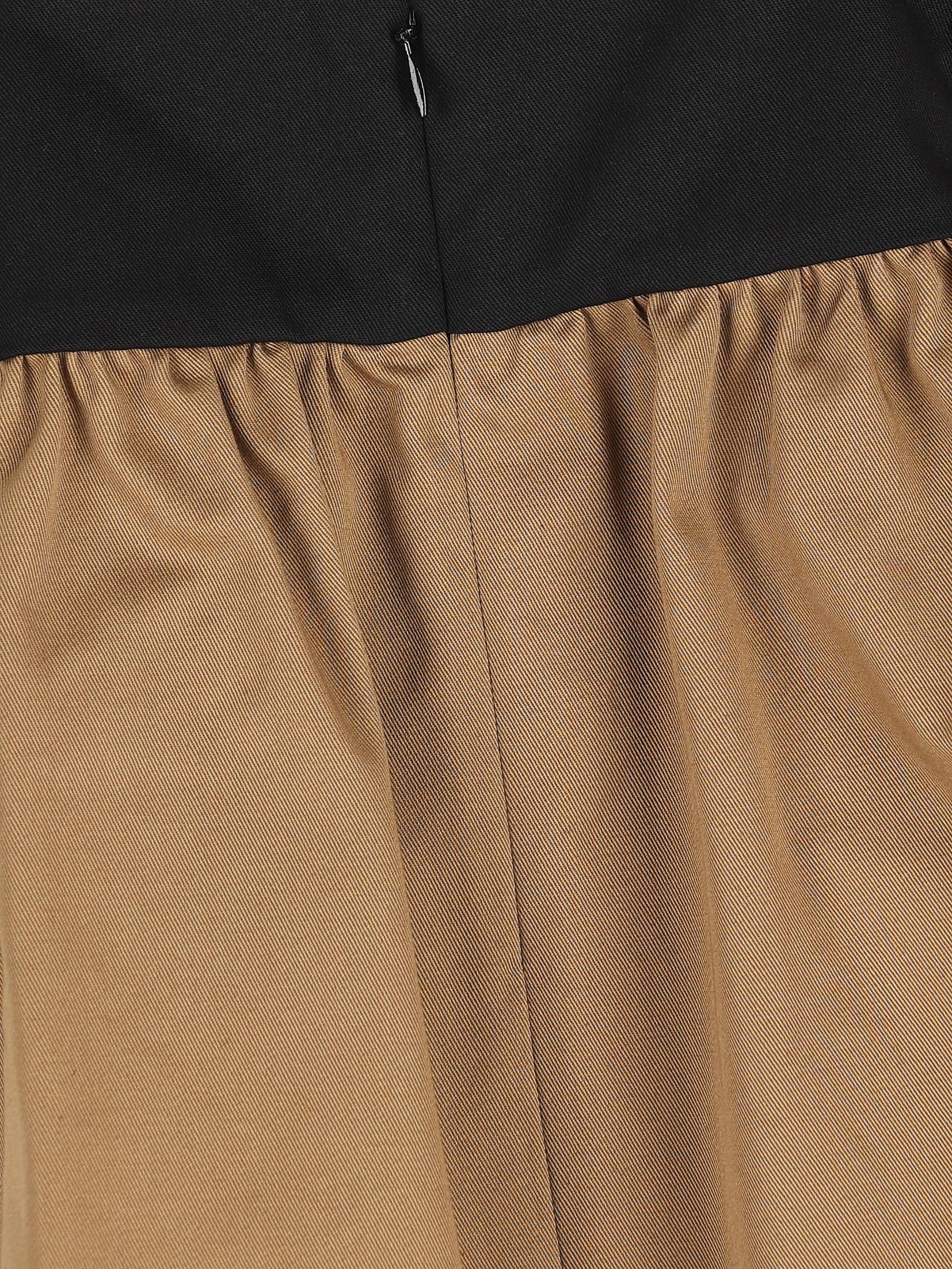 Top realizzato in cotone. P981NR 19Q7F0594 PRADA 