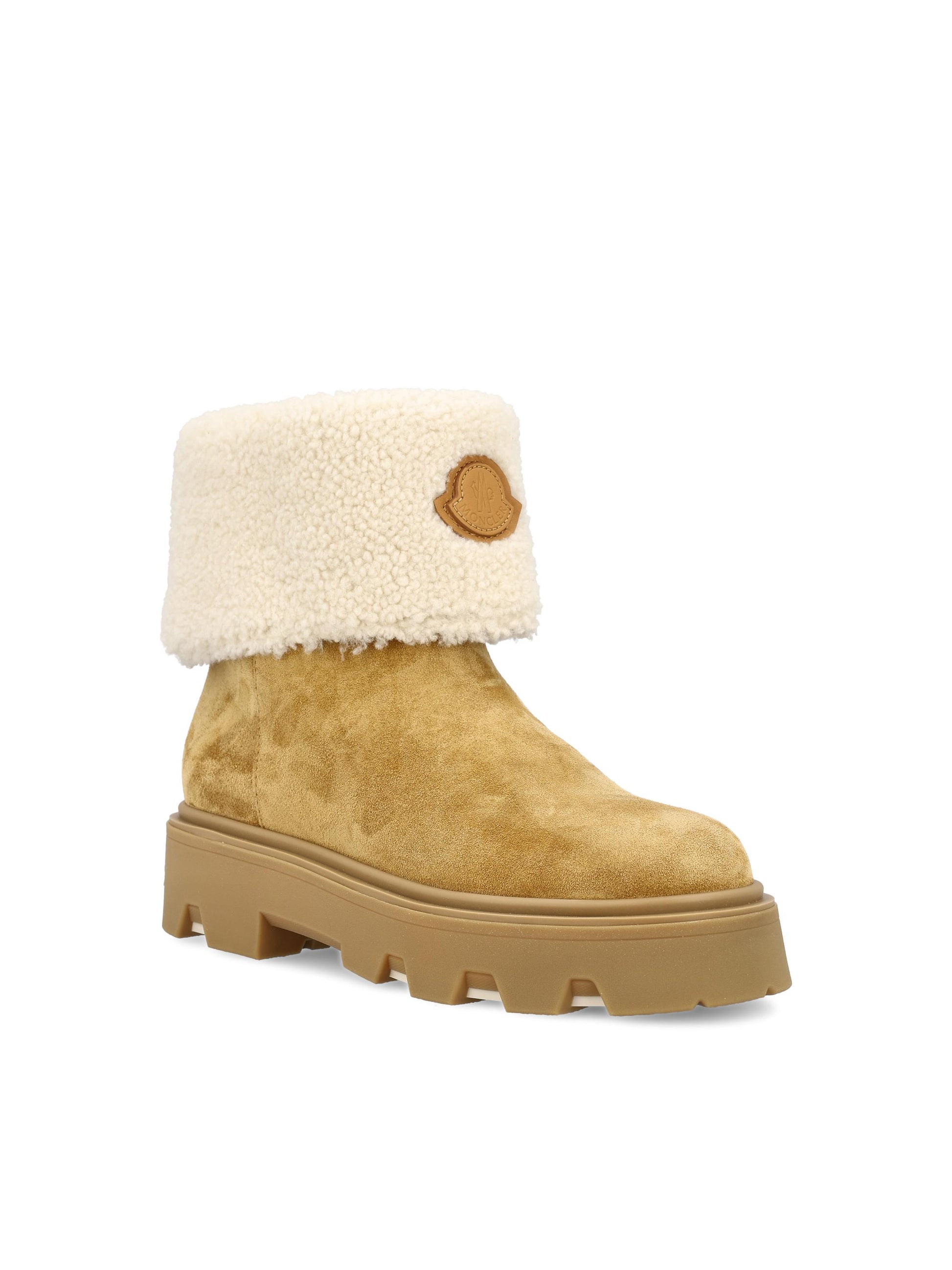 Stivali realizzati in pelle W4F00070 M697123L MONCLER 