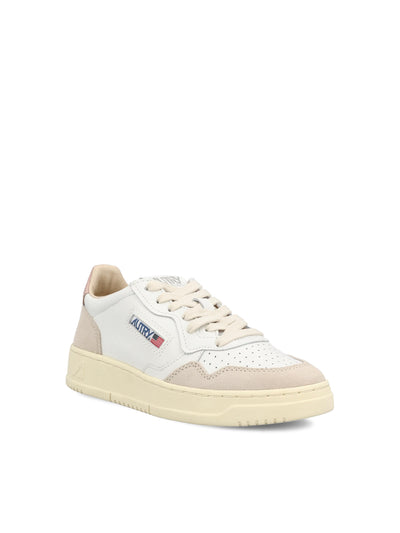 Sneakers realizzate in pelle. AULW LS37 AUTRY 
