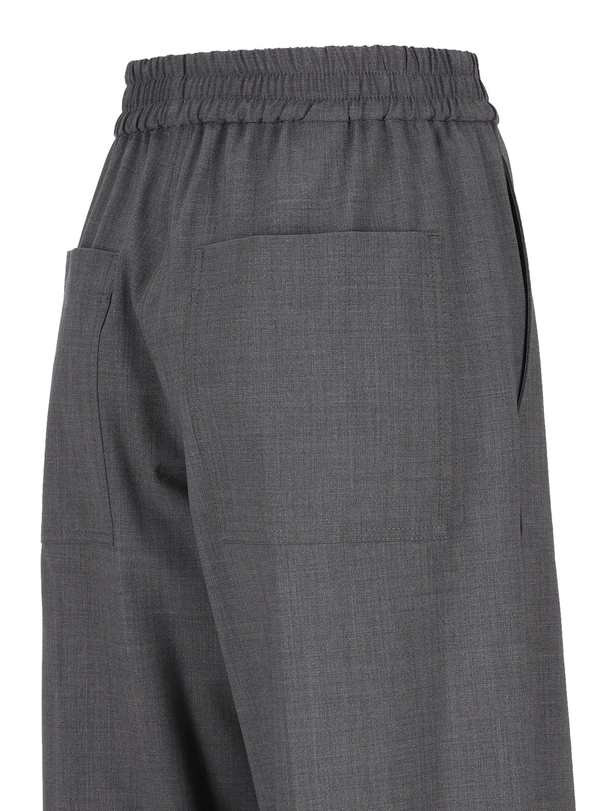 Pantaloni realizzati in lana. M0W07P9002 C4078 BRUNELLO CUCINELLI 