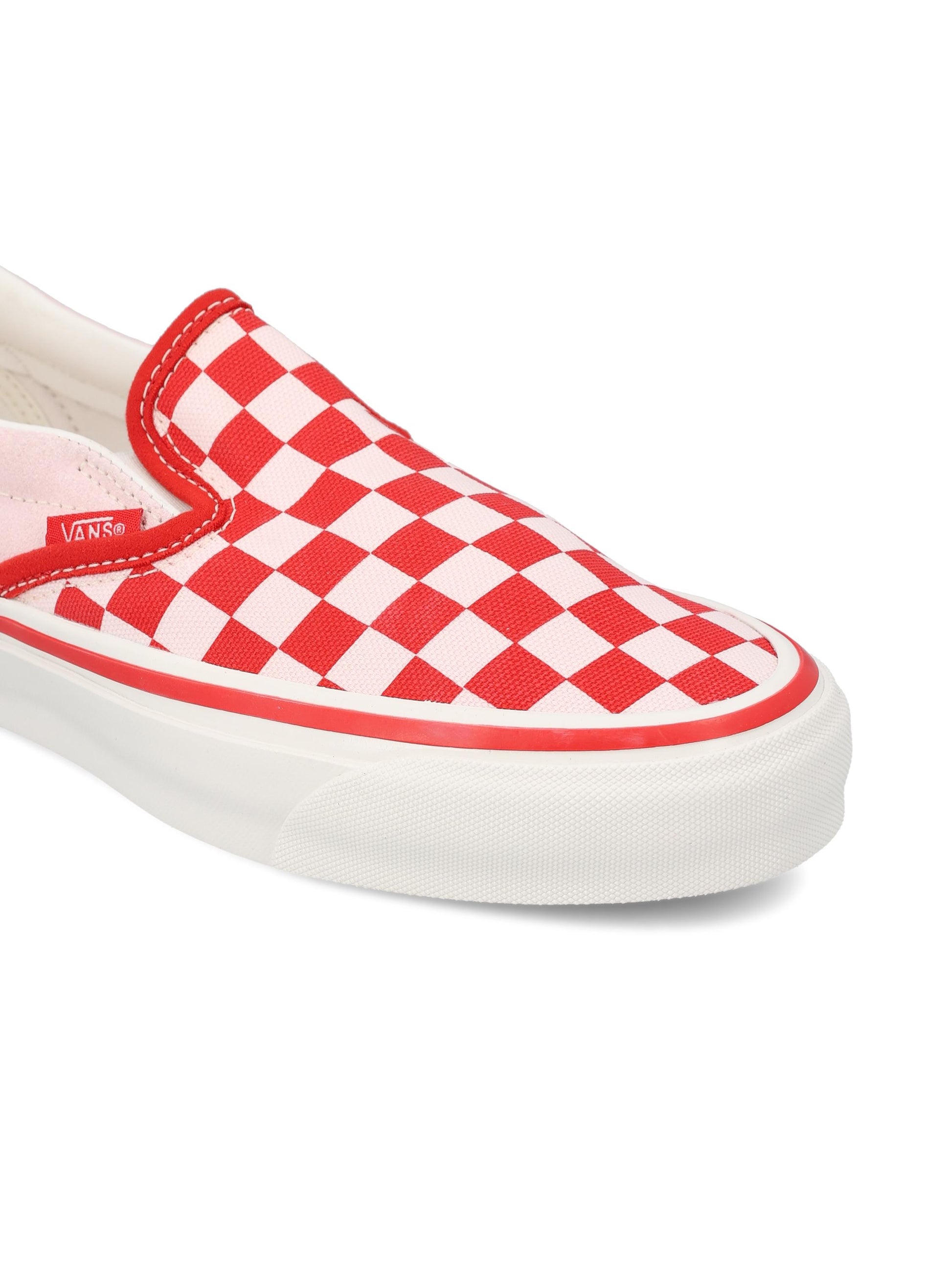 Sneakers realizzate in tela e pelle. VN000E96W131  VANS 