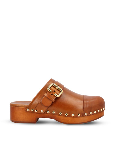Zoccoli realizzati in pelle di vitello. CH25A12ZLT 27T CHLOE' 