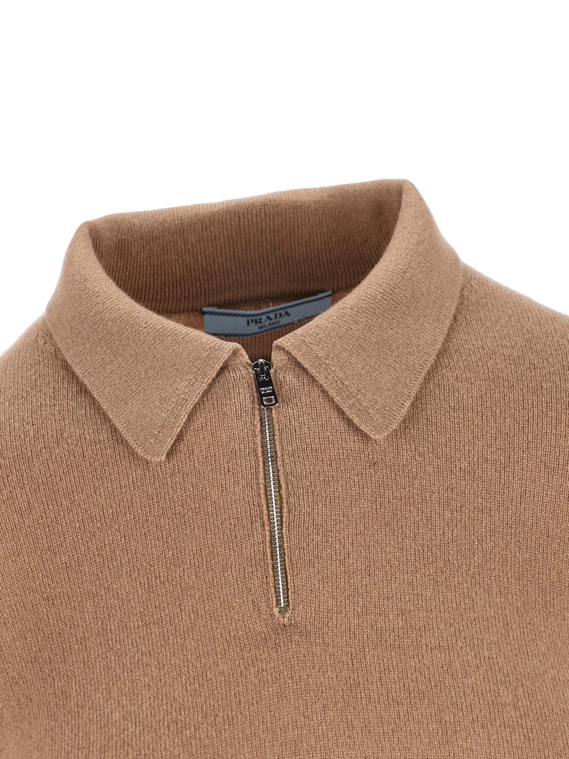 Maglione Polo realizzato in cashmere. P24R2P 17KCF0040 PRADA 