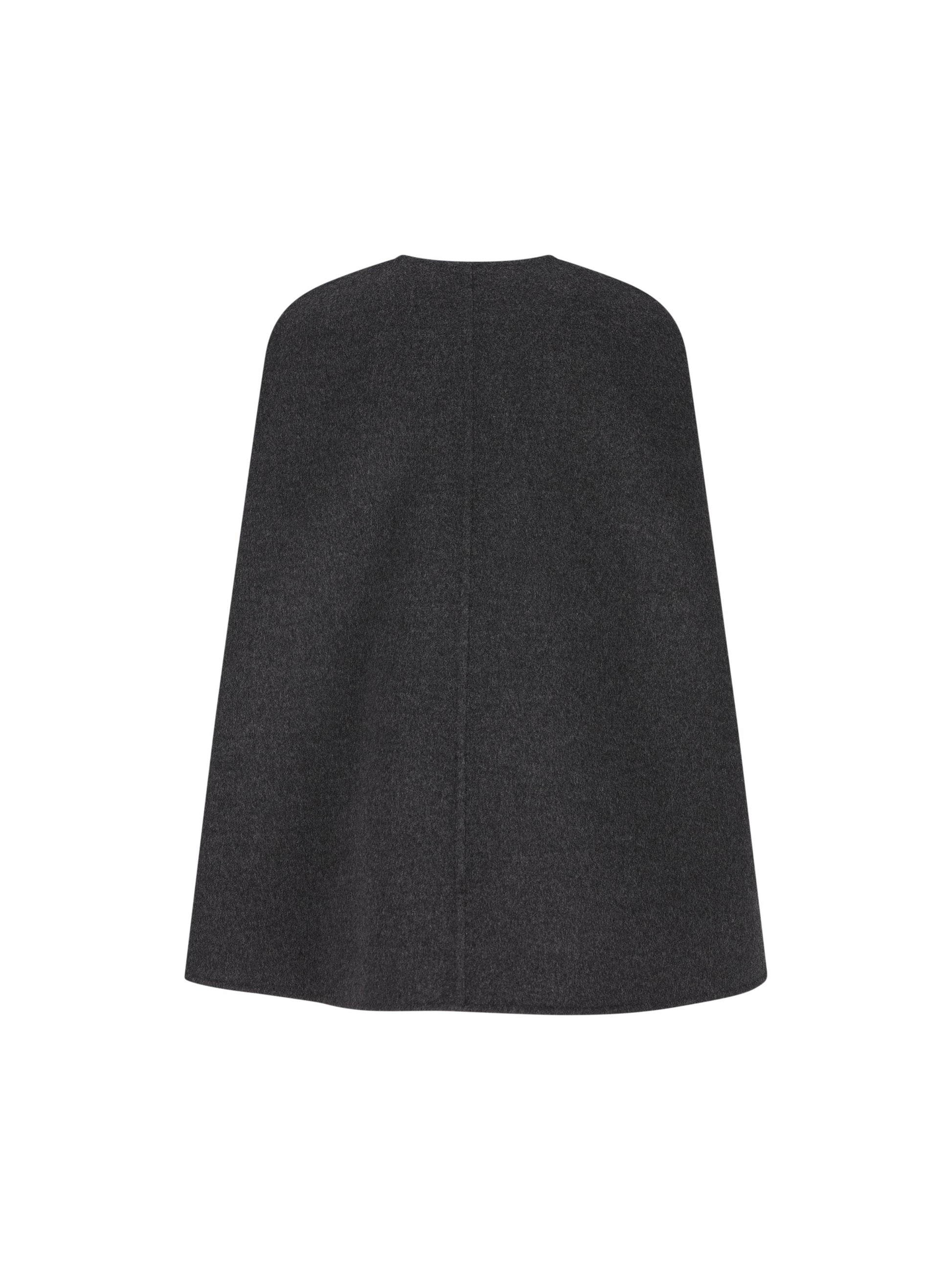 Mantella realizzata in lana e seta. 852796 ZAQW01179 GUCCI 