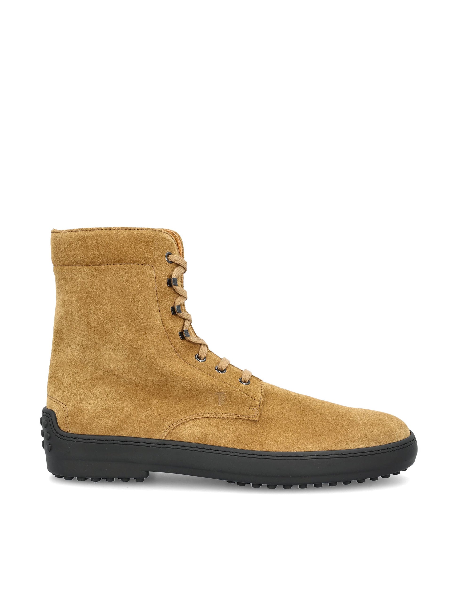 Stivaletti realizzati in pelle di vitello. XXM84L0GK50RE0 S415 TOD'S 