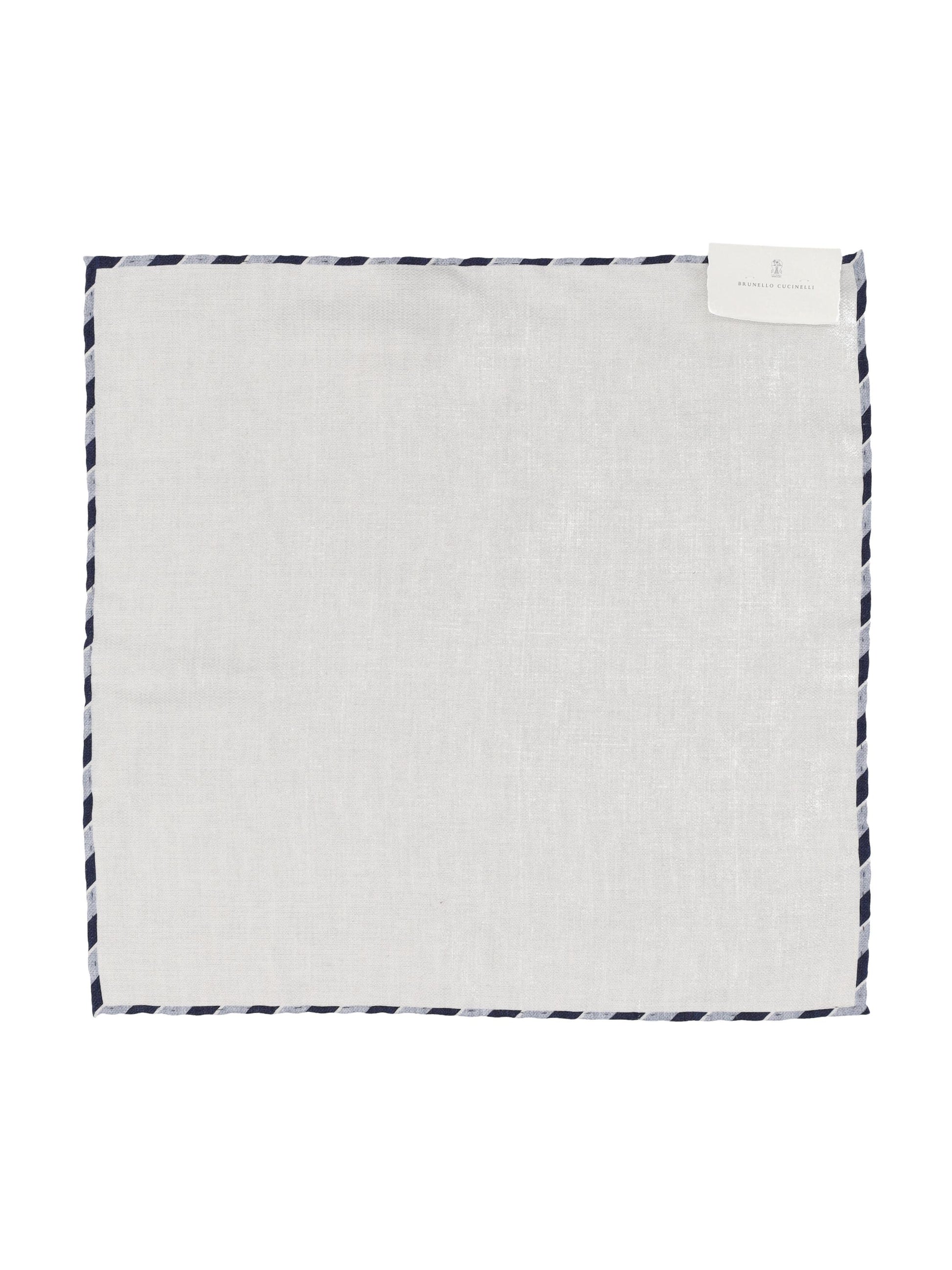 Pochette realizzata in seta. MX8650091 C2723 BRUNELLO CUCINELLI 