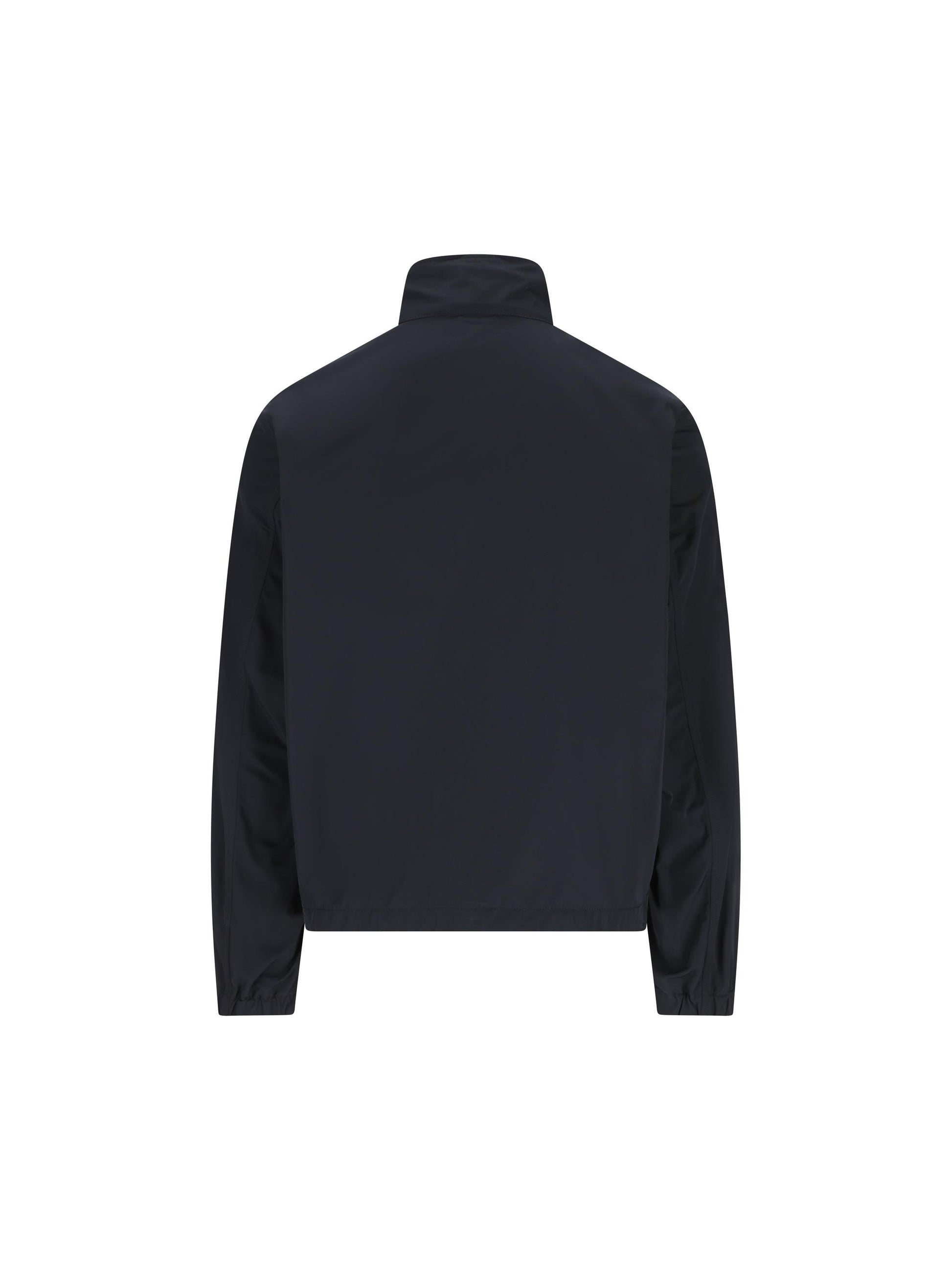 Giacca realizzata in poliestere. 4100033 S0026V0020 STONE ISLAND 