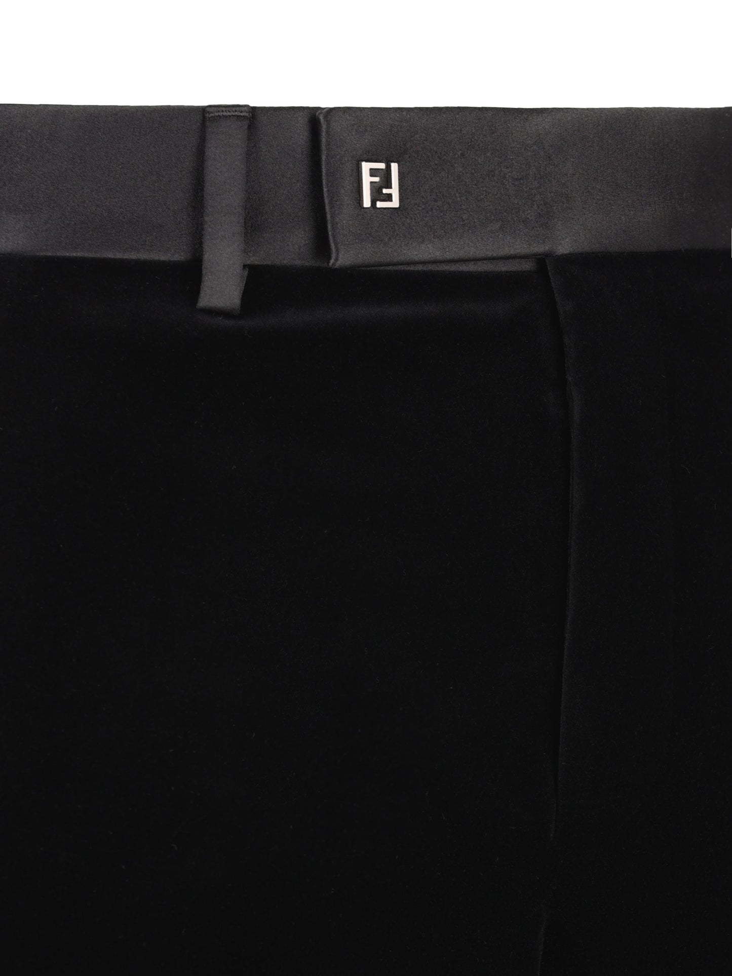 Pantaloni realizzati in velluto. FB1089 AVY1F0QA1 FENDI 