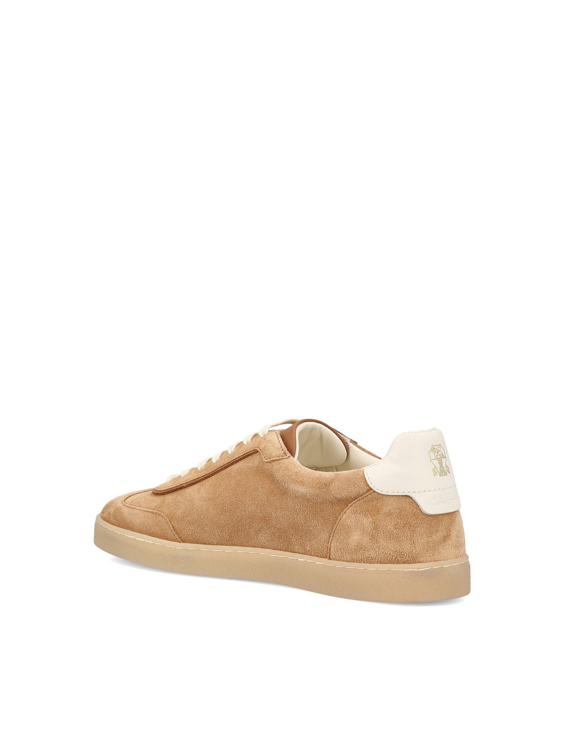 Sneakers realizzate in pelle di capra. MZUMGLJ336 CFJ44 BRUNELLO CUCINELLI 