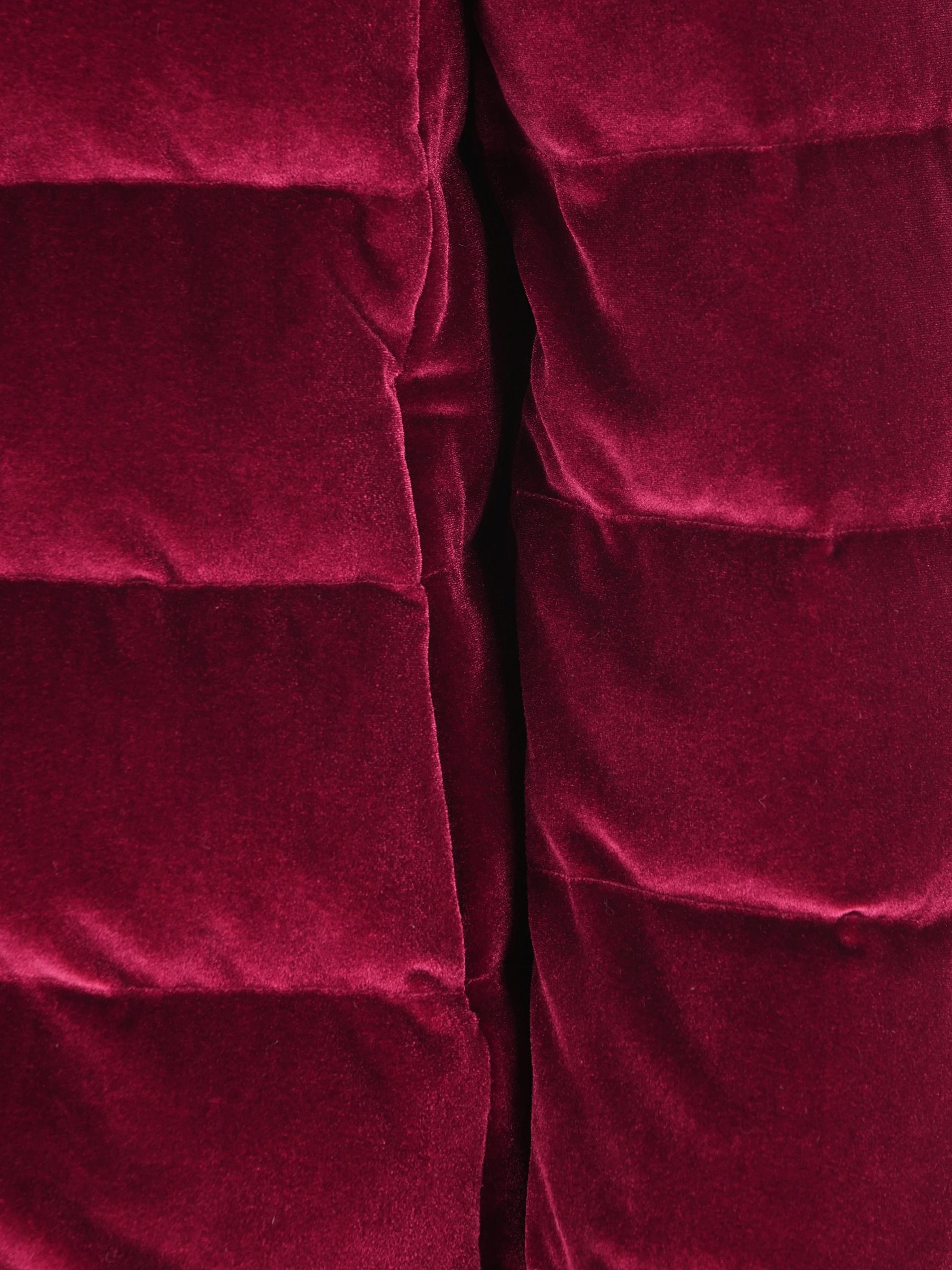 Piumino realizzato in poliestere. PI002180D 15020S6705 HERNO 