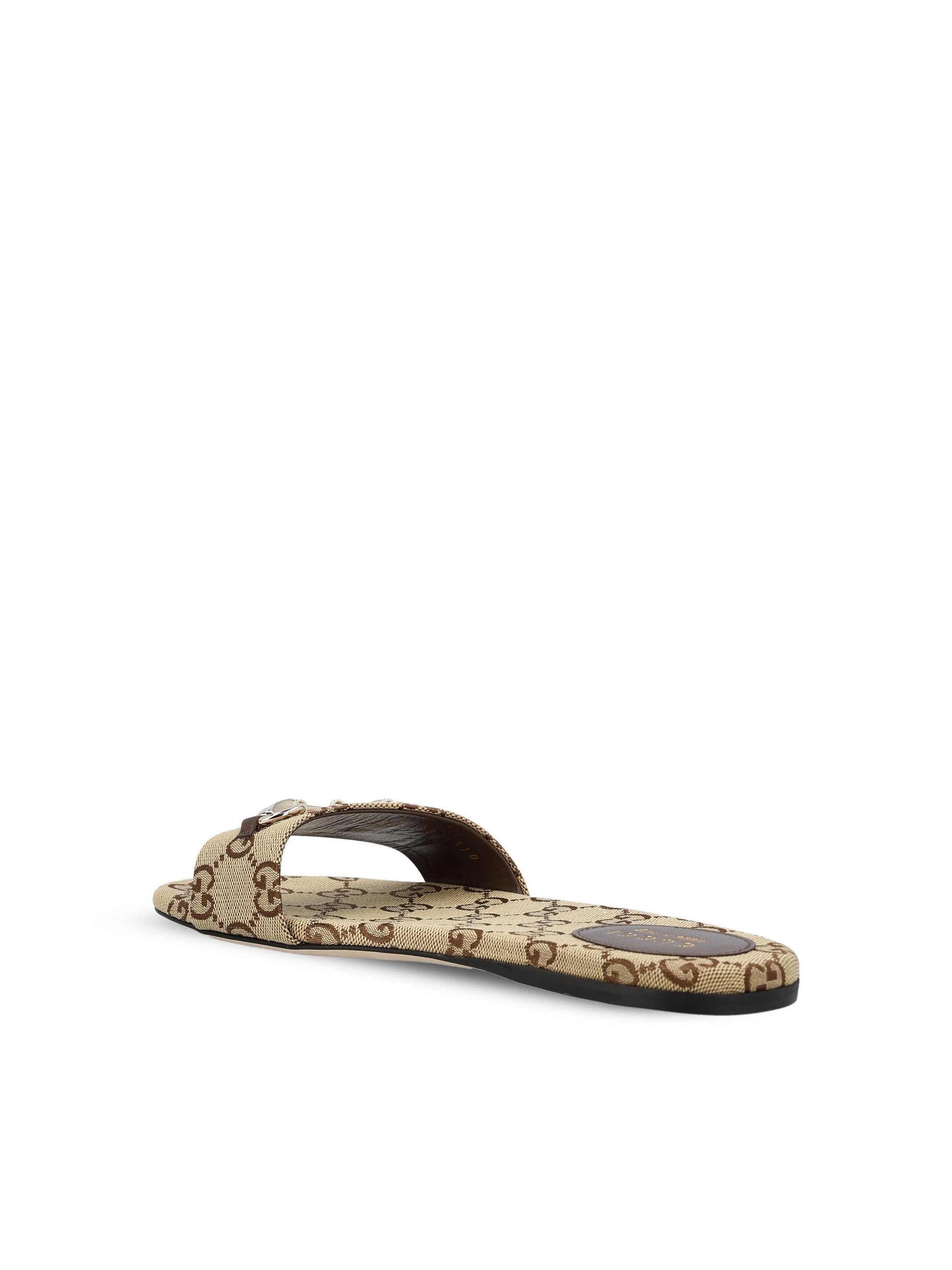 Sandalo slider realizzato in tessuto GG. 835828 FAB102543 GUCCI 