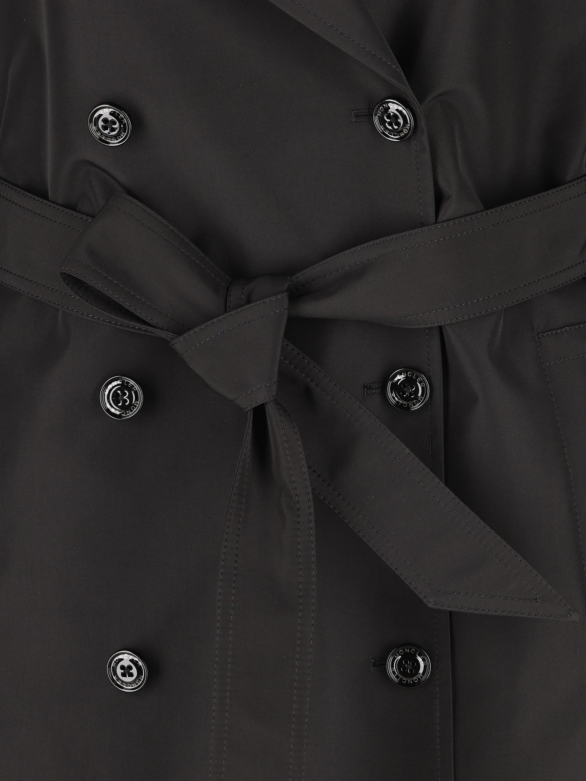 Cappotto realizzato in poliestere. W1C00005 M6518999 MONCLER - EDWARD ENNINFUL 